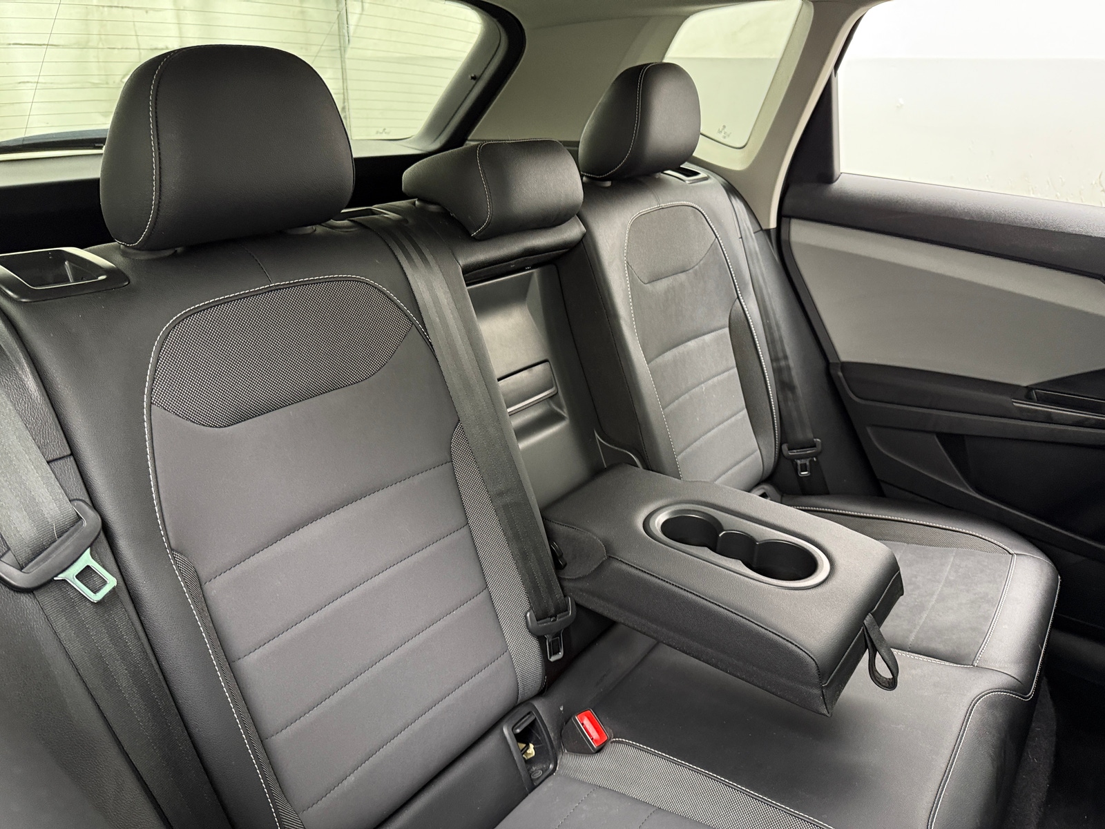 Thumbnail: 2022 Volkswagen Taos - 6