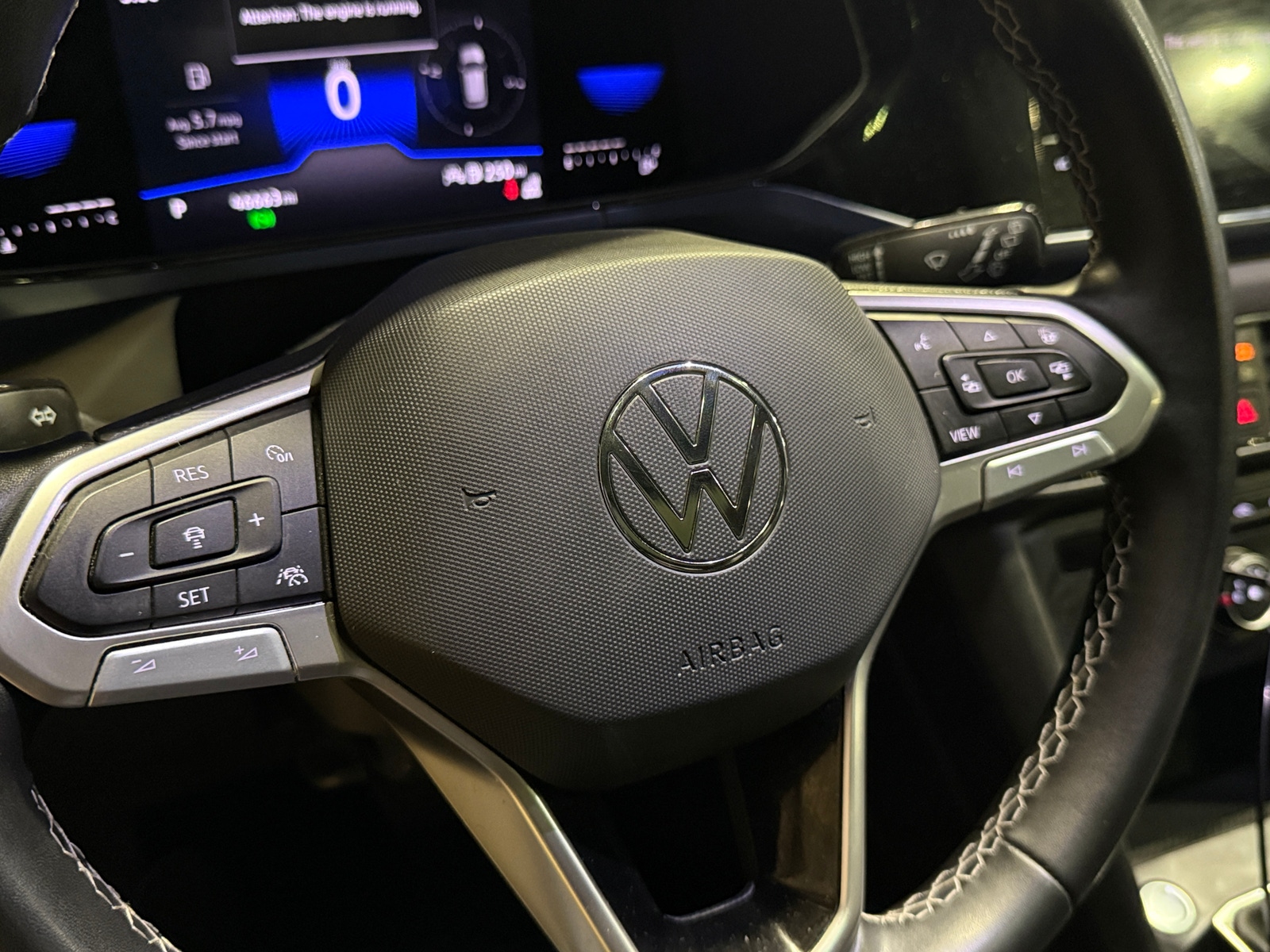 Thumbnail: 2022 Volkswagen Taos - 5