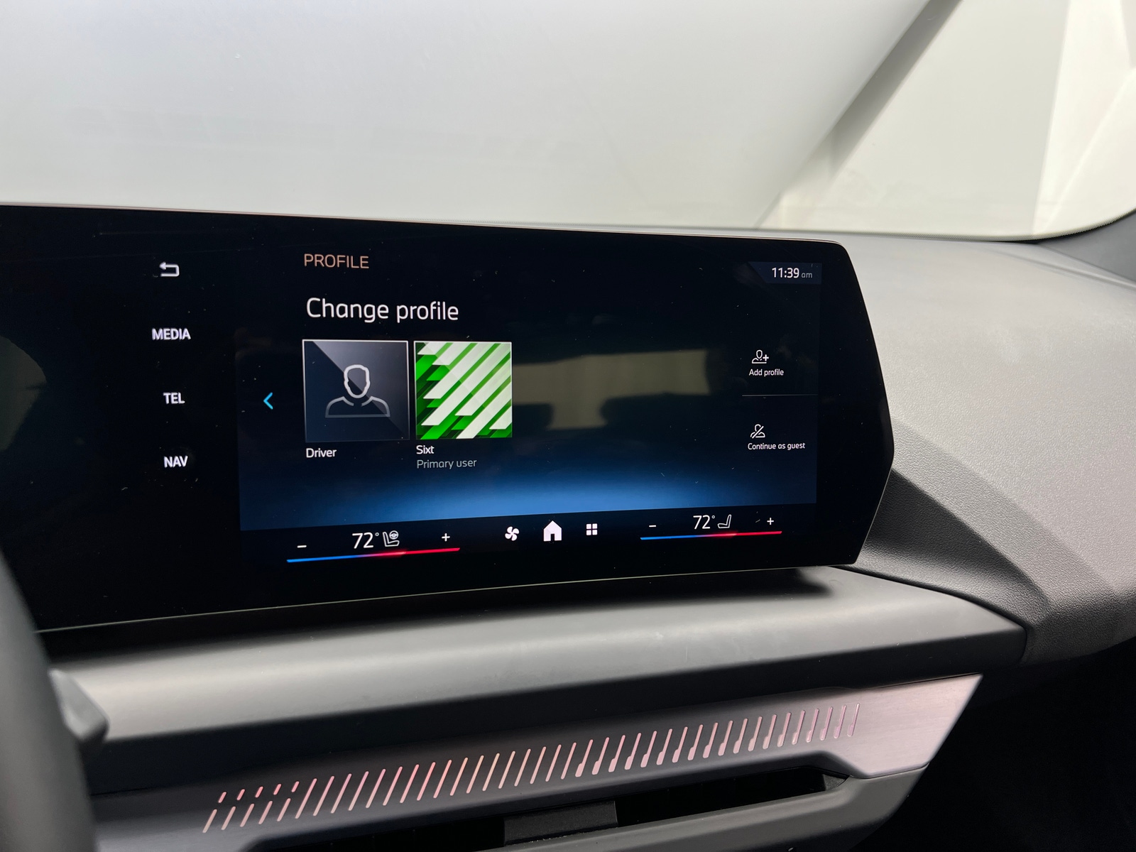 Thumbnail: 2025 BMW 2 Series - 3