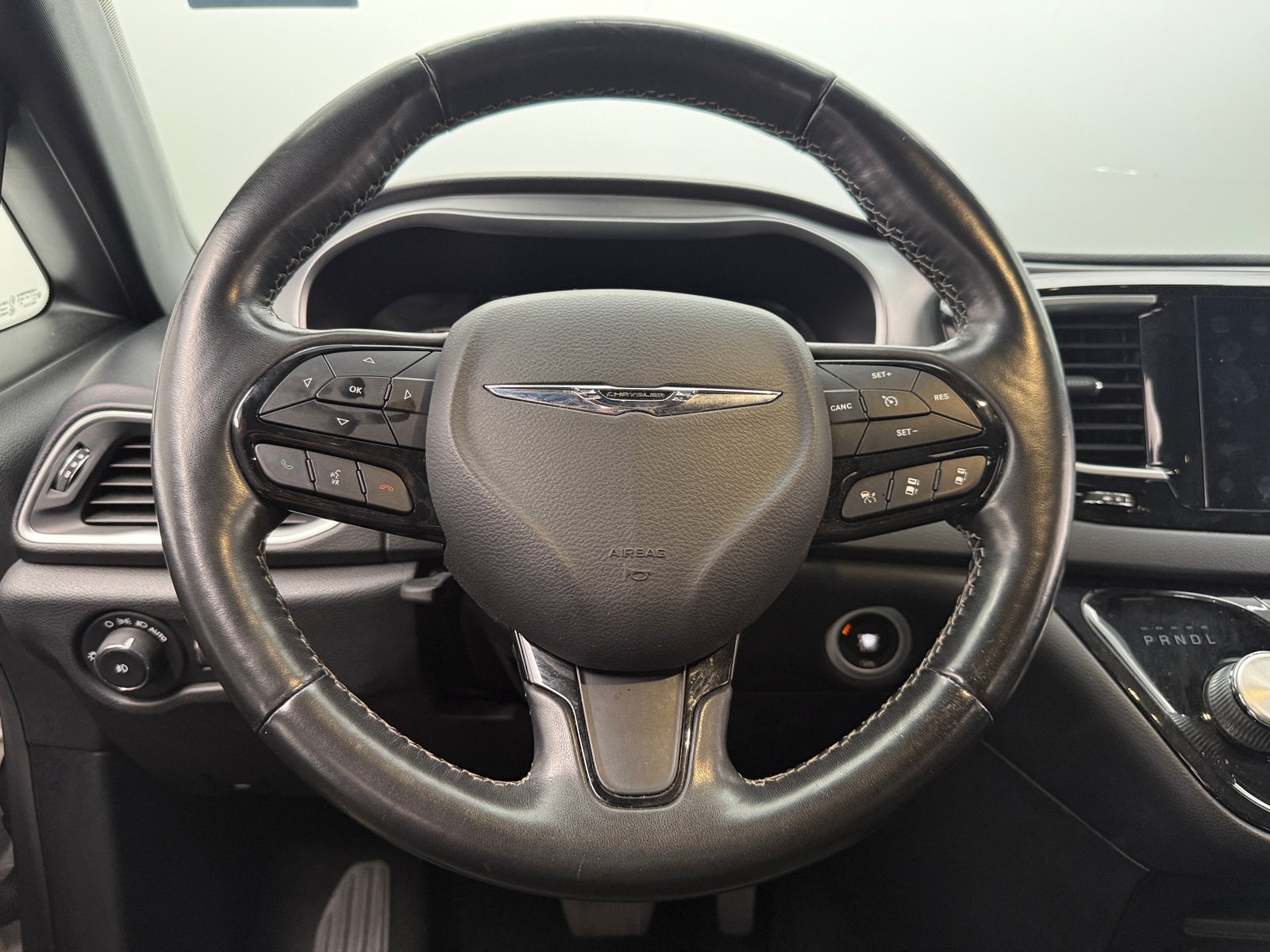 Thumbnail: 2019 Chrysler Pacifica - 4