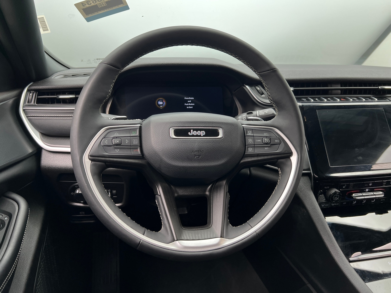 Thumbnail: 2024 Jeep Grand Cherokee L - 5