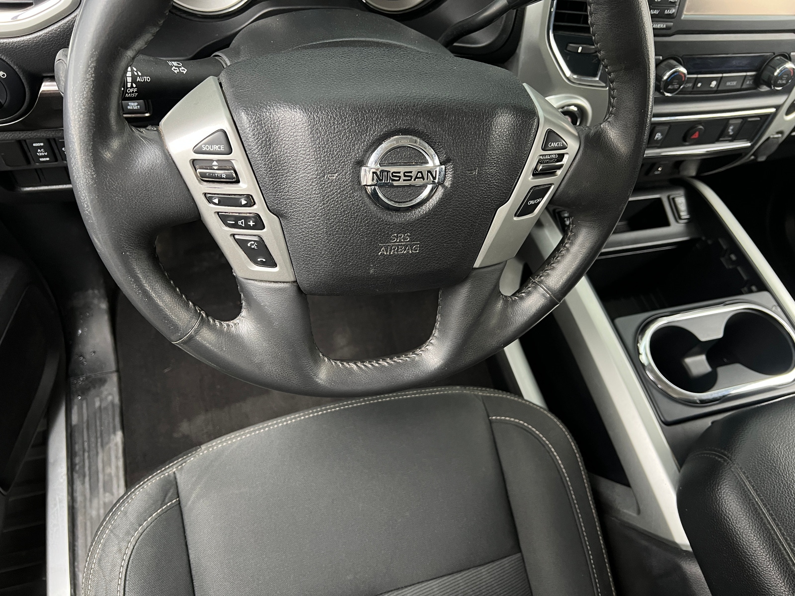 Thumbnail: 2018 Nissan Titan - 5