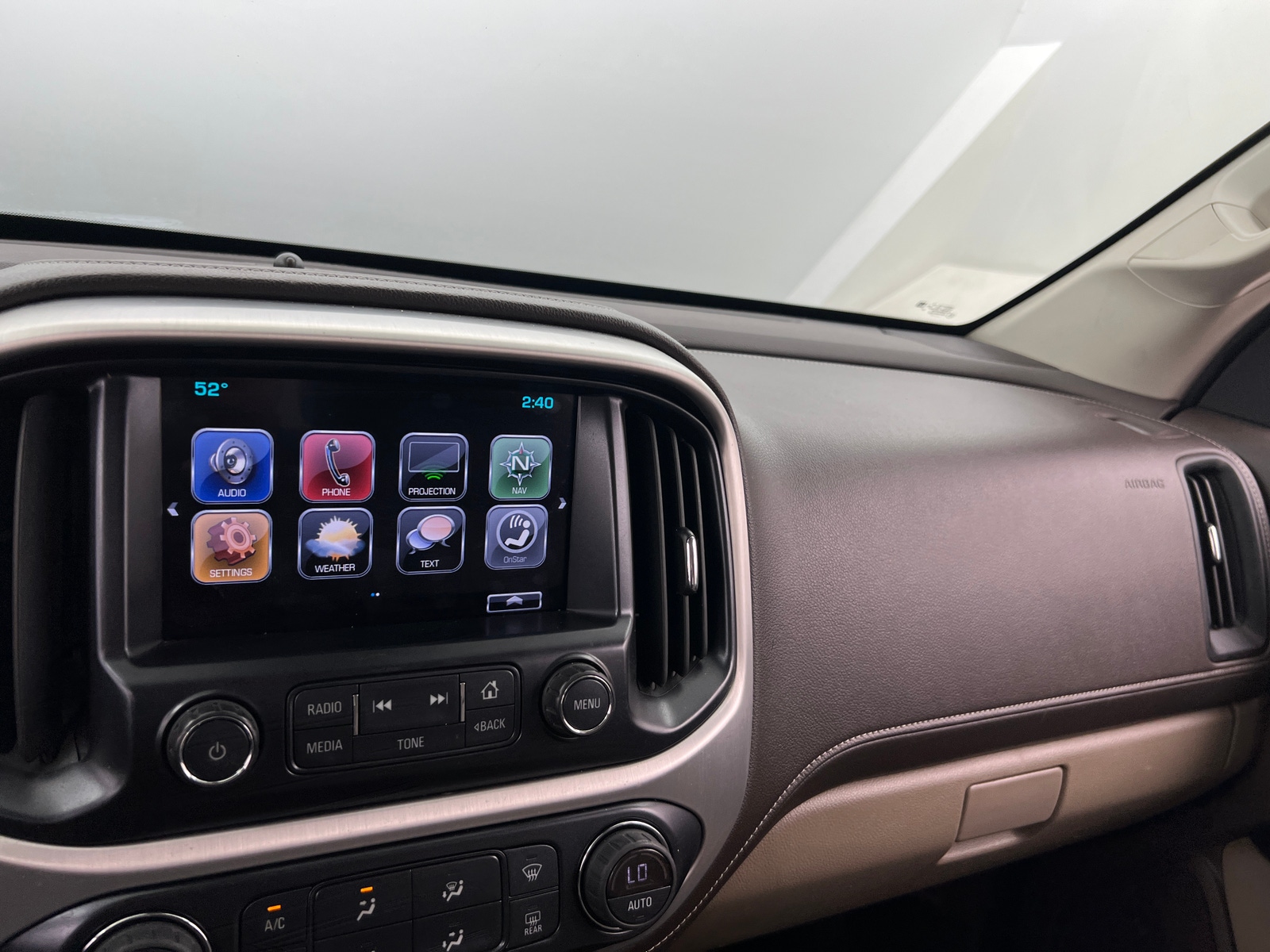 Thumbnail: 2017 GMC Canyon - 3