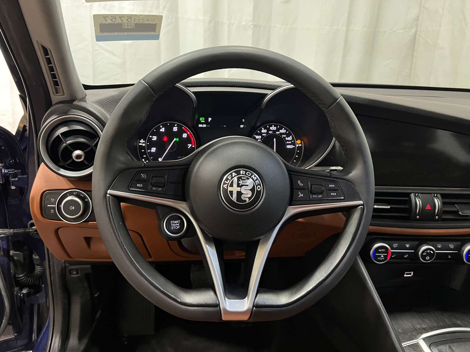 Thumbnail: 2017 Alfa Romeo Giulia - 4