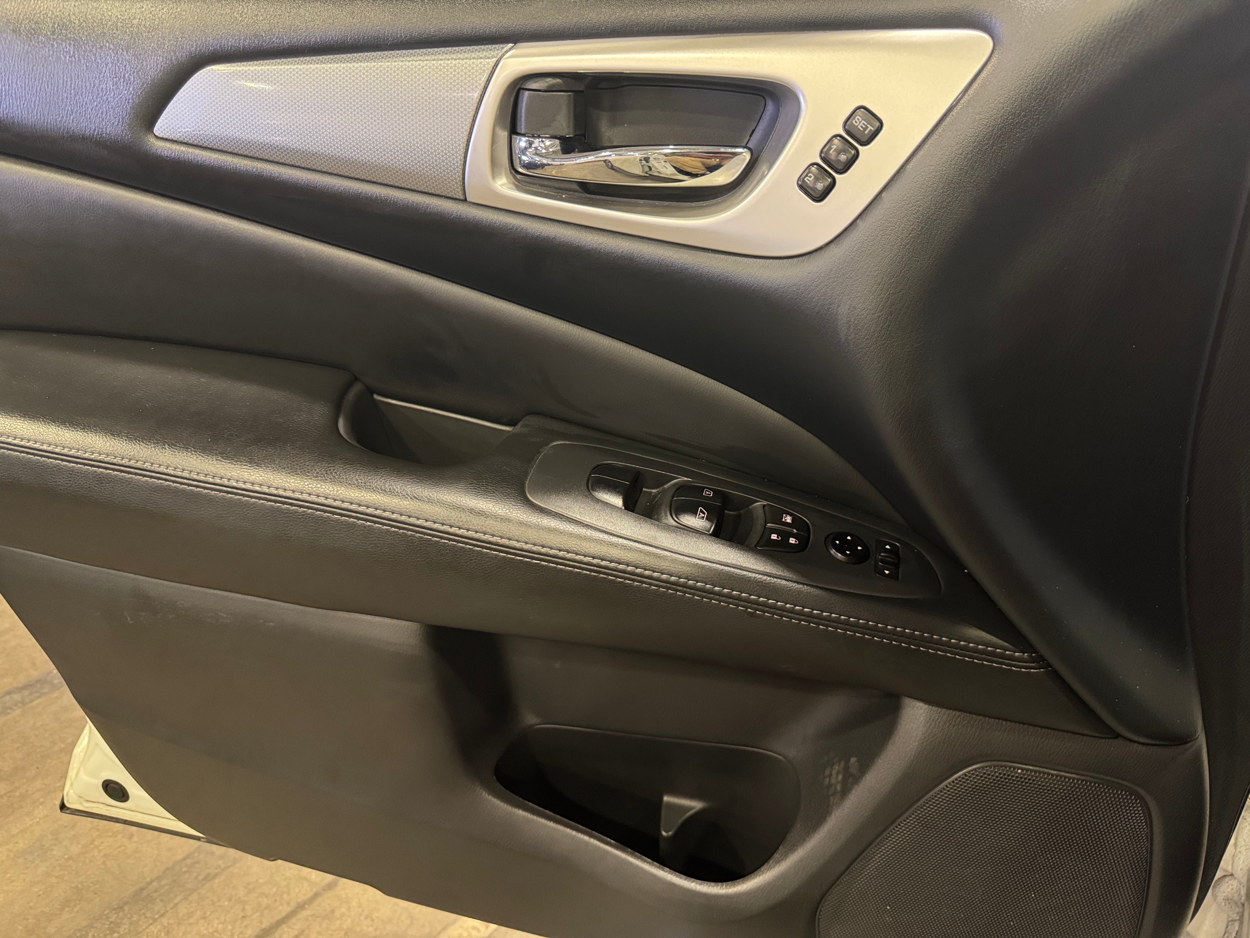 2017 Nissan Pathfinder