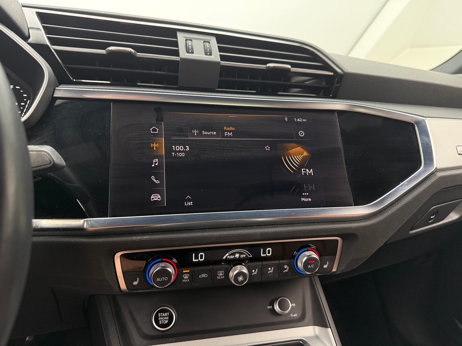 Thumbnail: 2021 Audi Q3 - 3