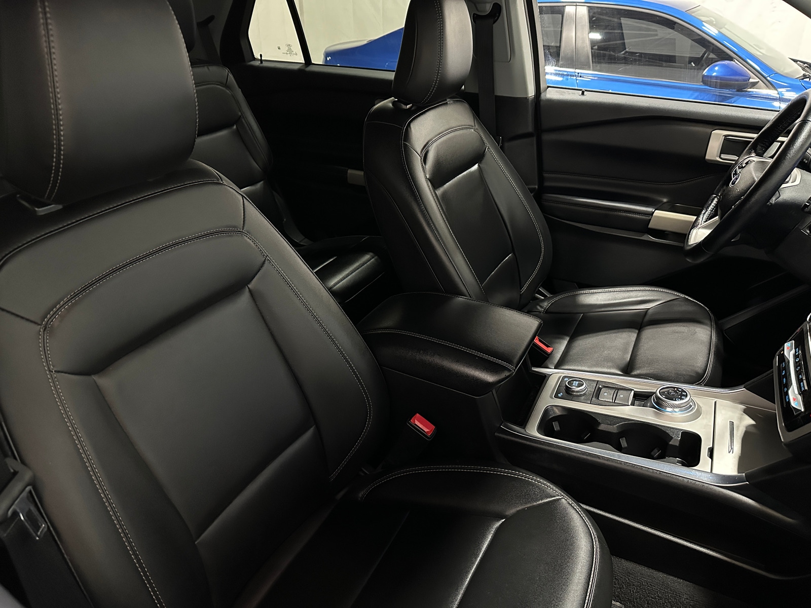 Thumbnail: 2022 Ford Explorer - 2