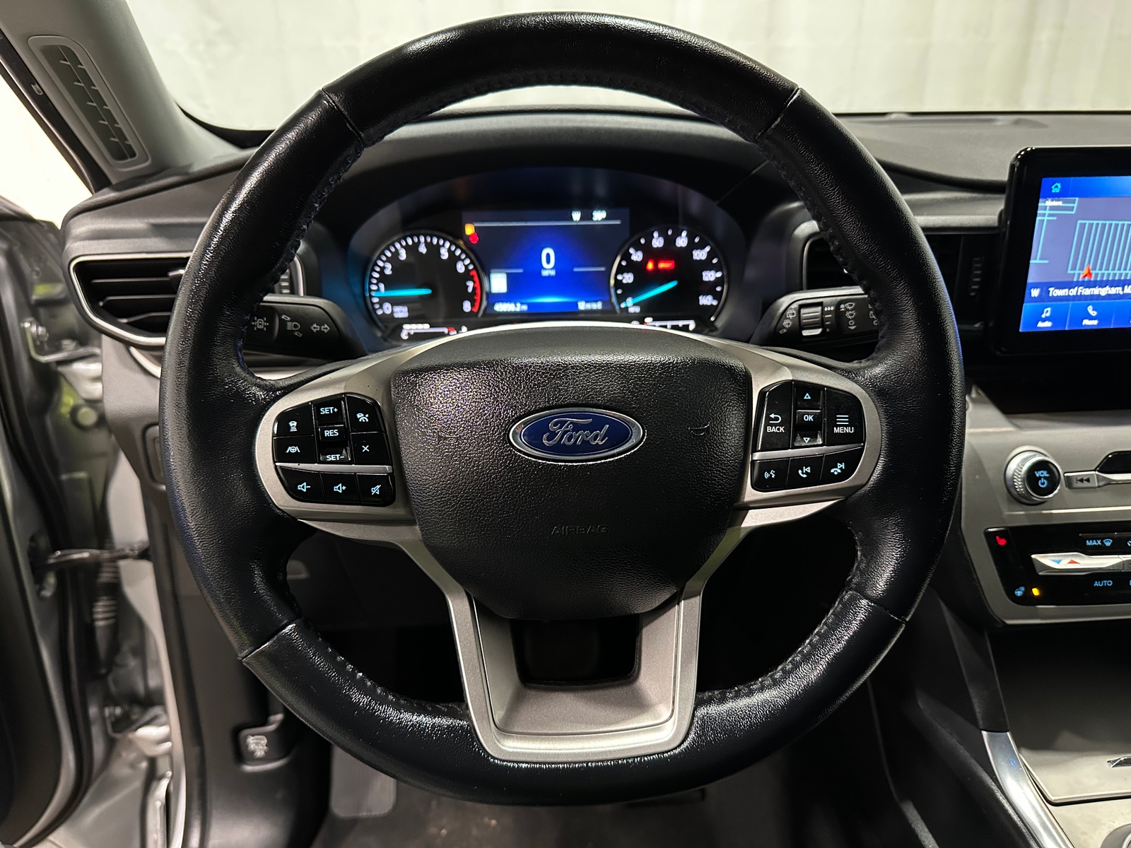 Thumbnail: 2022 Ford Explorer - 5