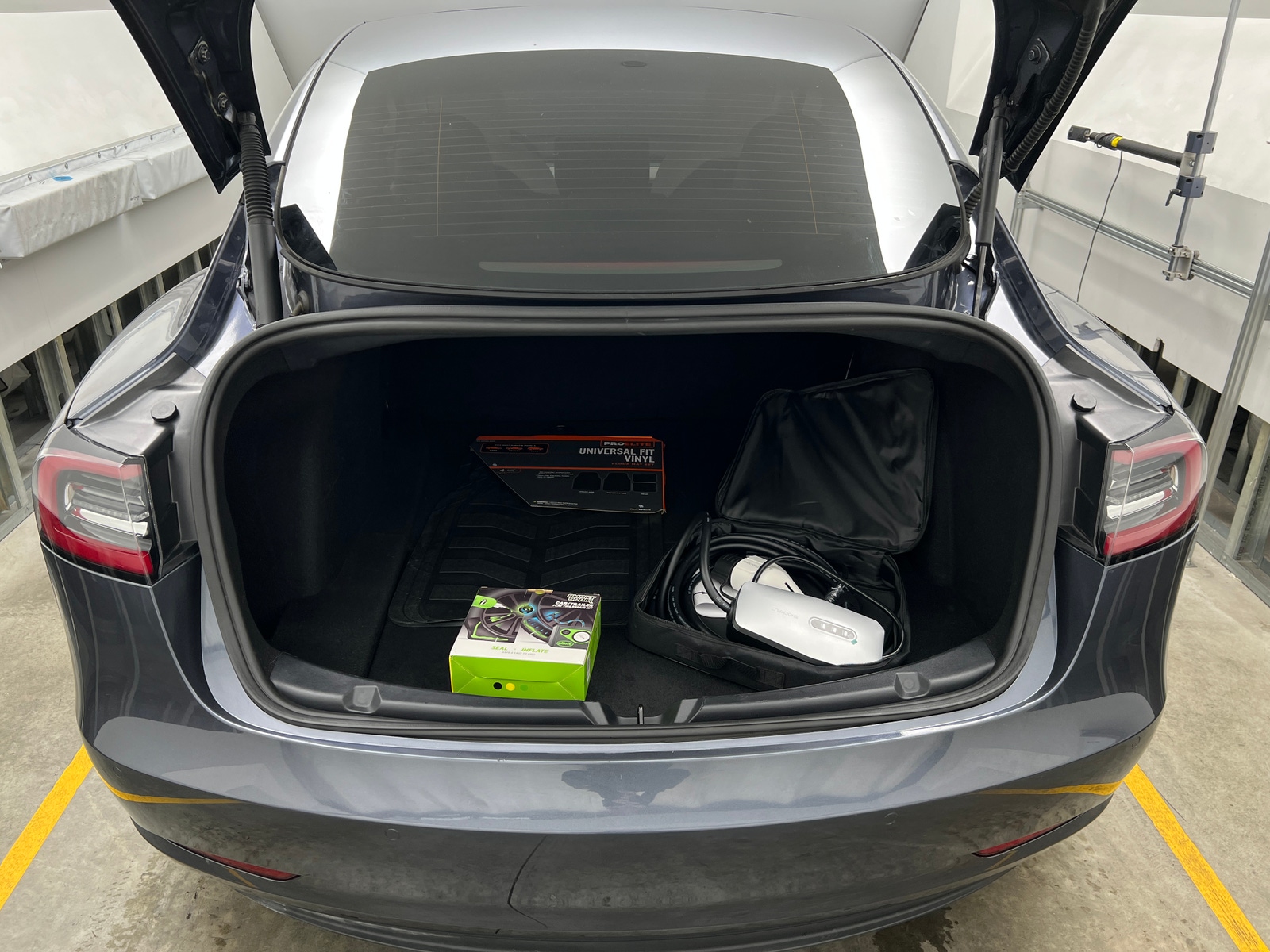 Thumbnail: 2022 Tesla Model 3 - 6