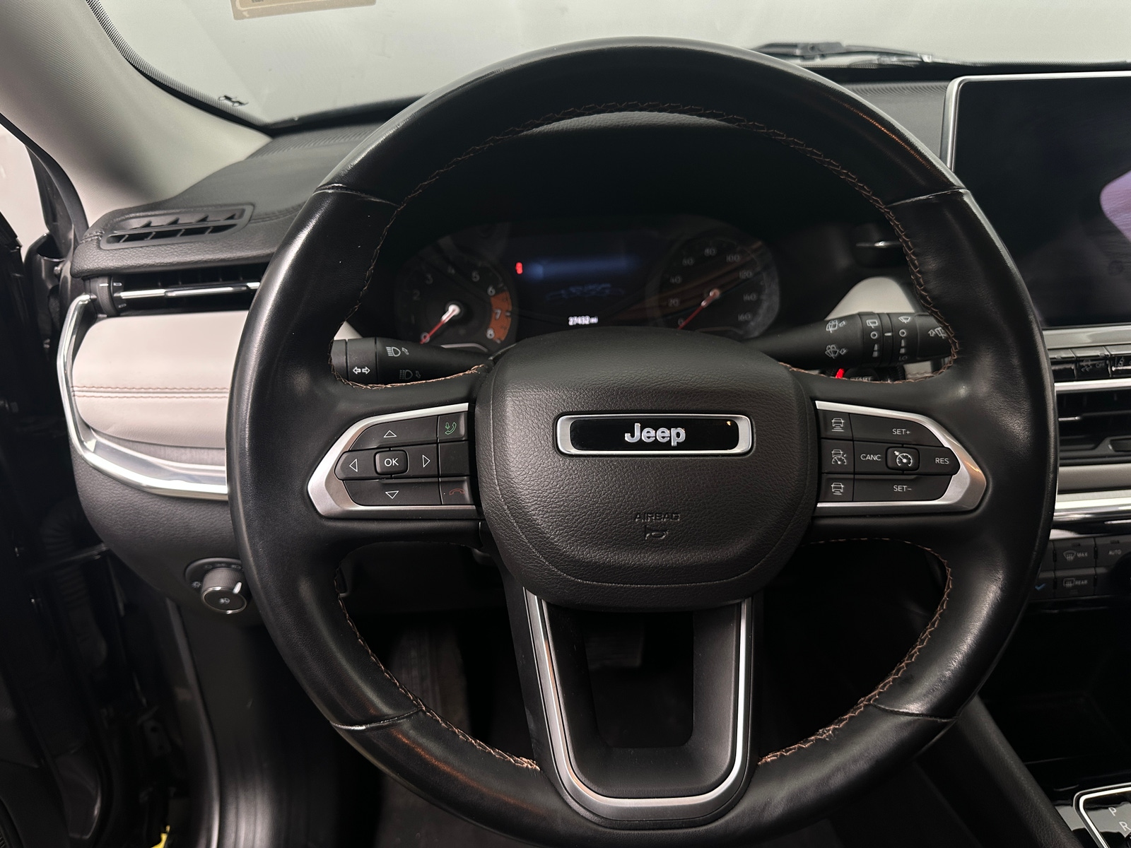 Thumbnail: 2022 Jeep Compass - 4