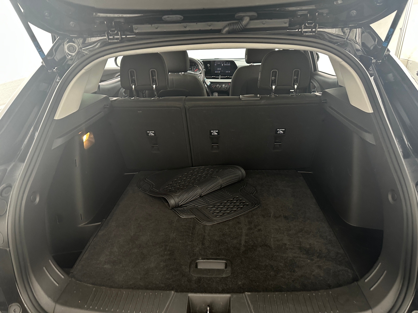 Thumbnail: 2025 Chevrolet Trax - 7