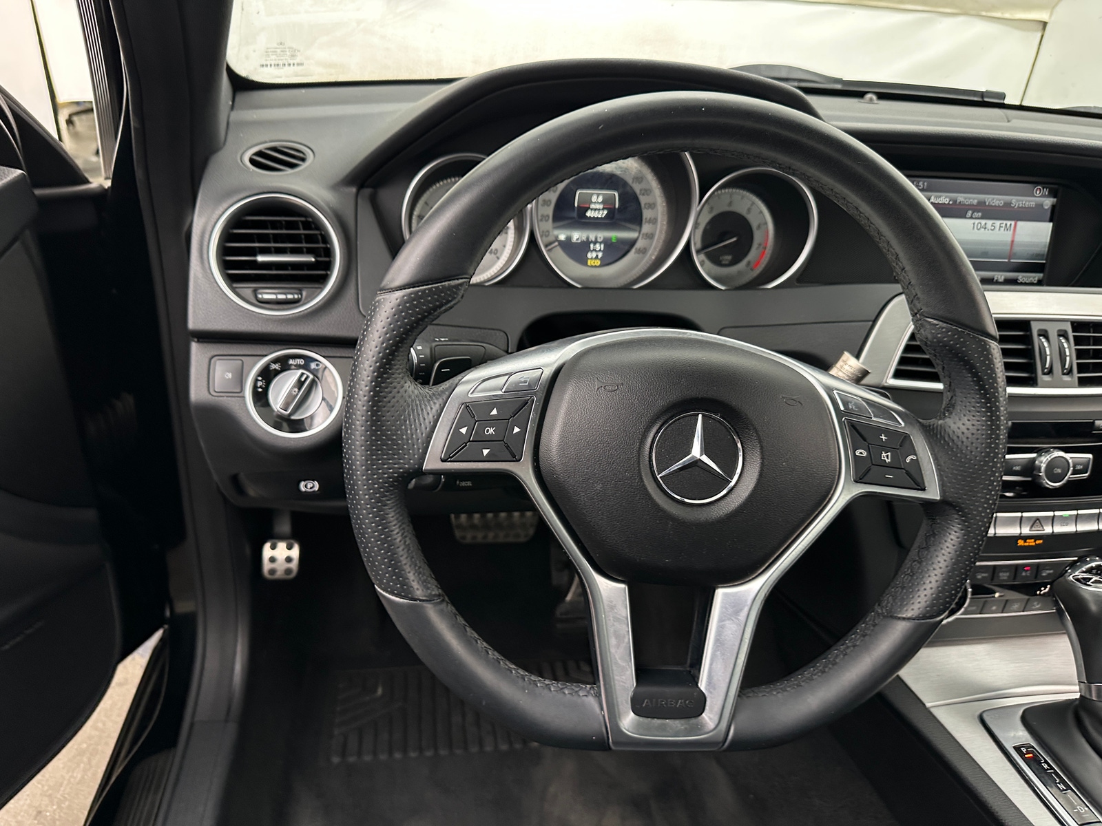 Thumbnail: 2013 Mercedes-Benz C-Class - 3