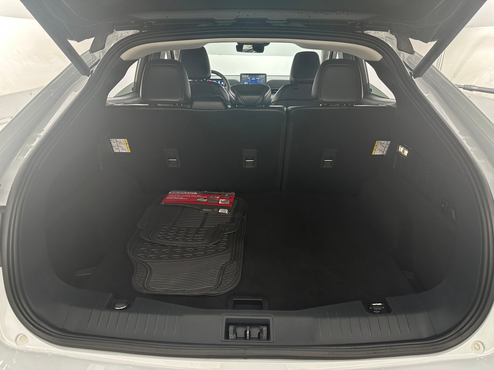 Thumbnail: 2022 Ford Mustang Mach-E - 6