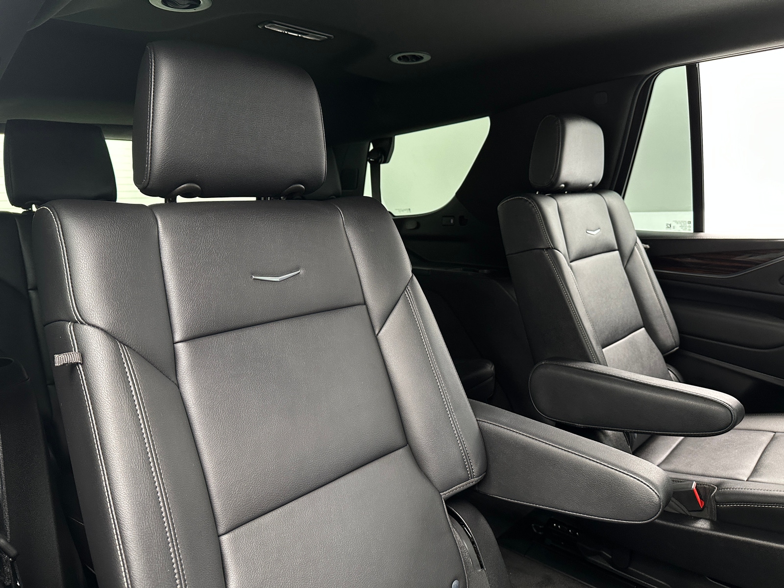 Thumbnail: 2023 Cadillac Escalade - 5