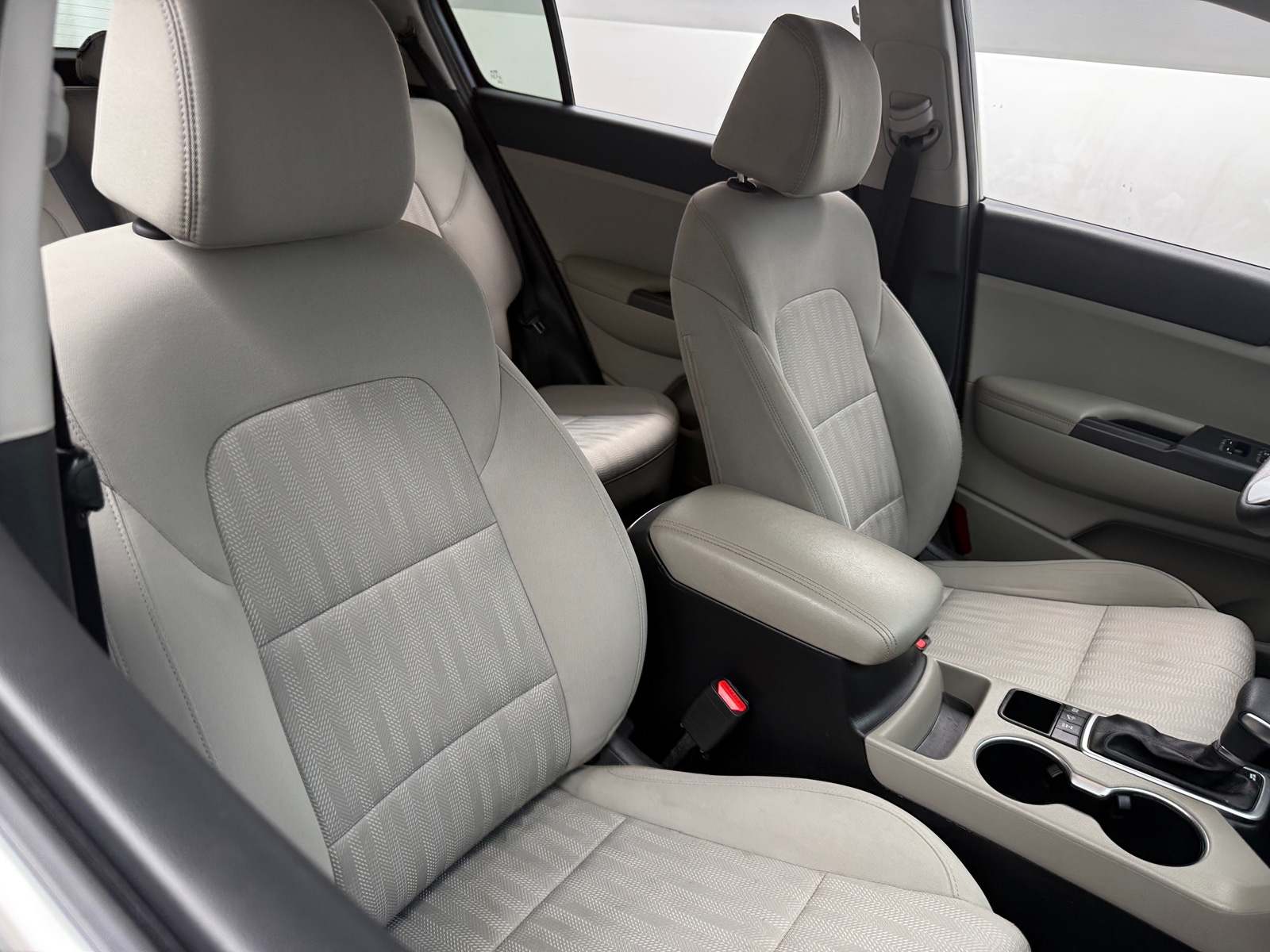 Thumbnail: 2020 Kia Sportage - 2