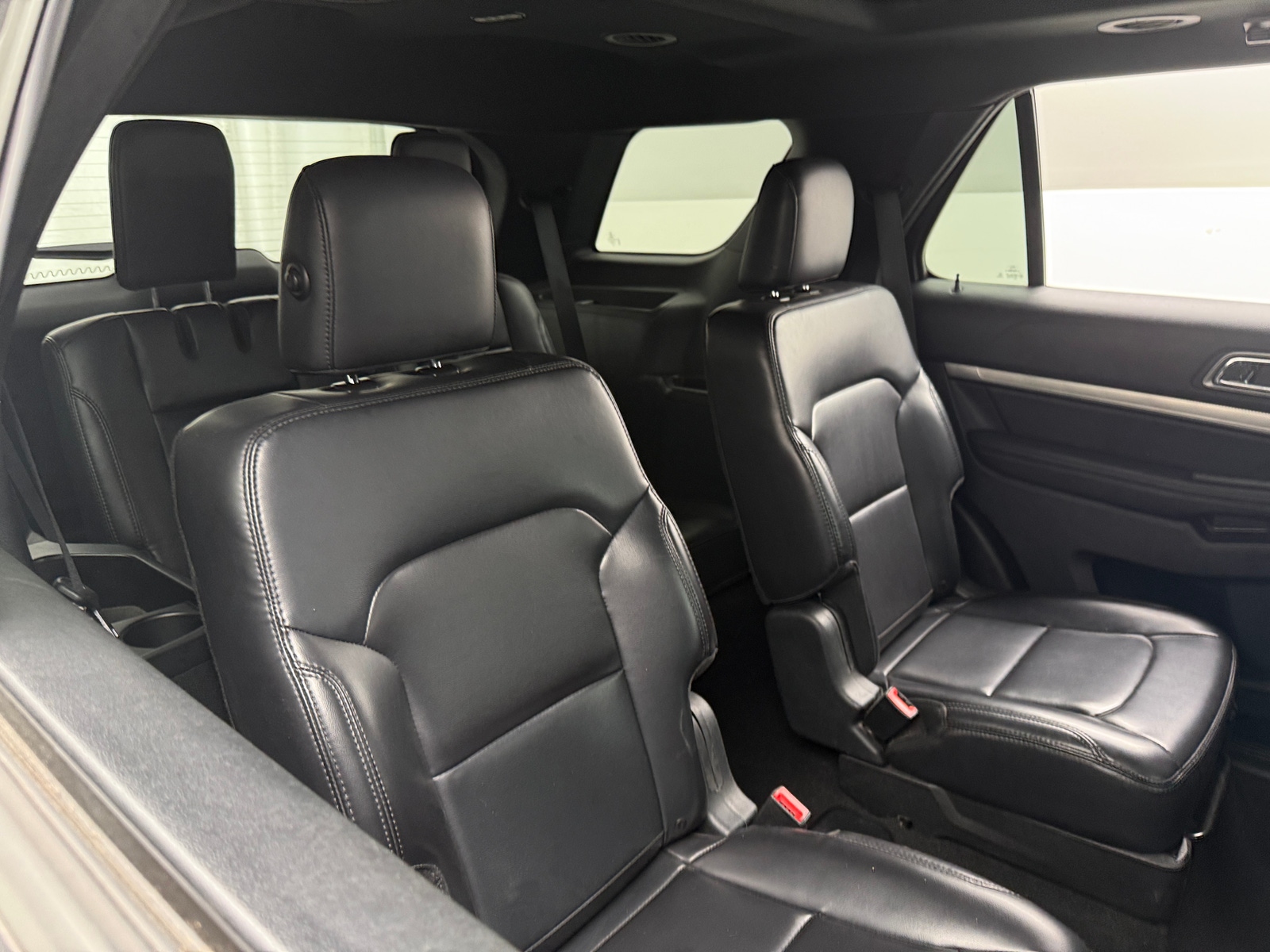 Thumbnail: 2019 Ford Explorer - 6