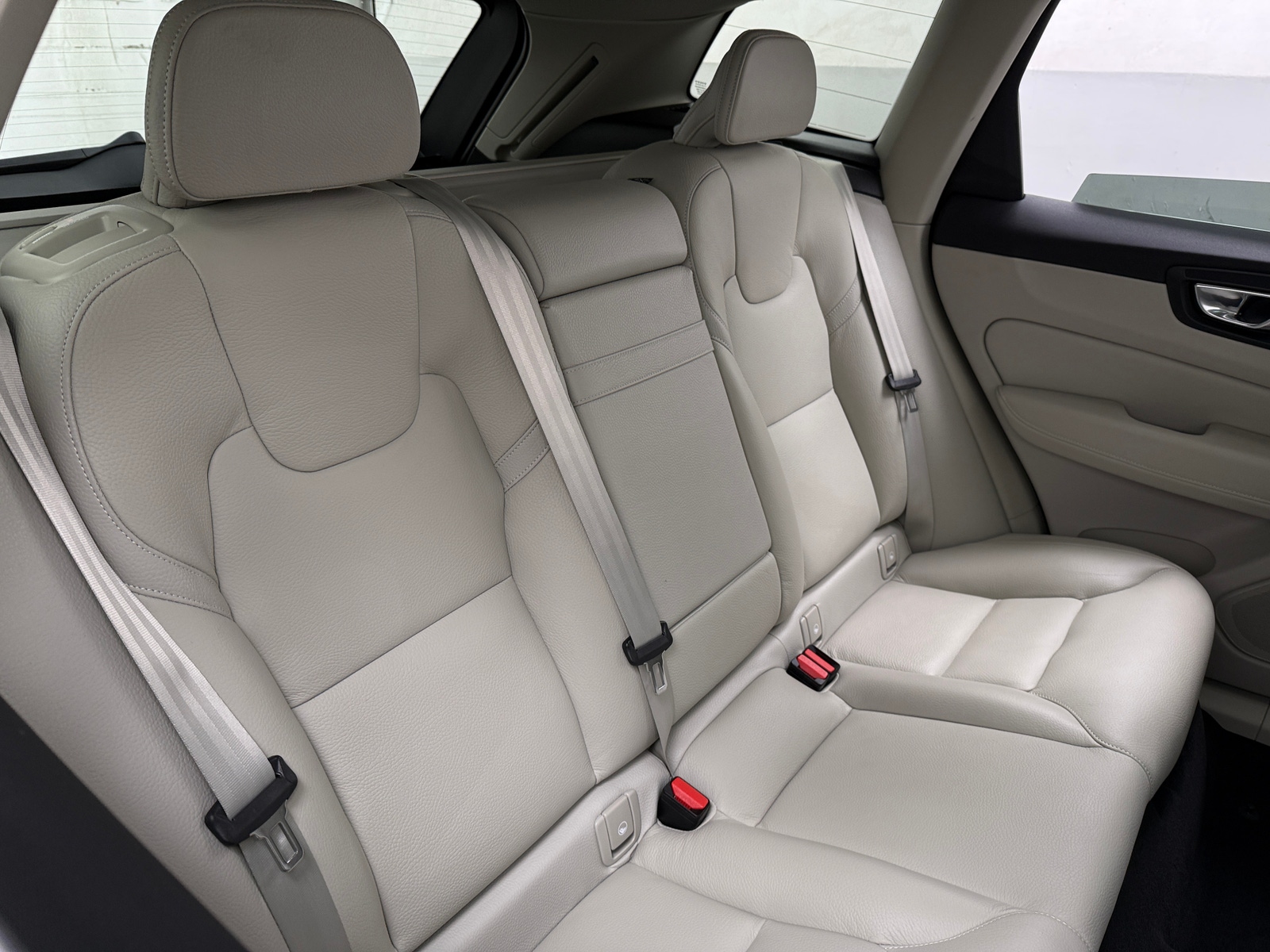 Thumbnail: 2020 Volvo XC60 - 5