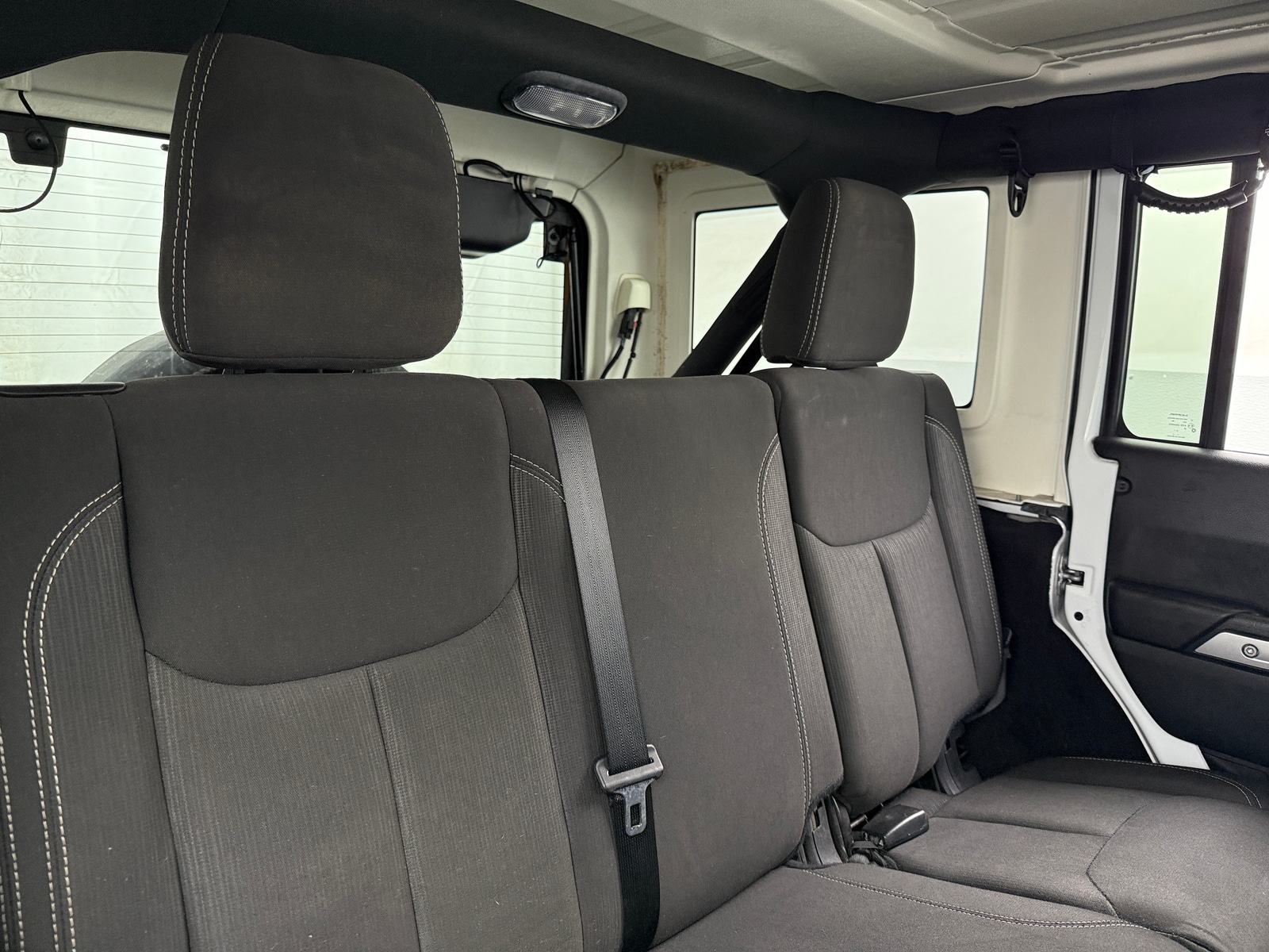 Thumbnail: 2017 Jeep Wrangler - 6