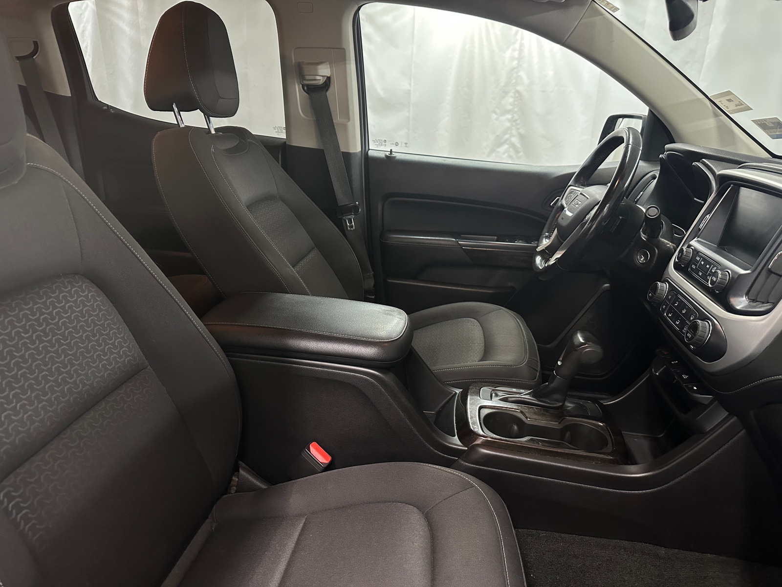 Thumbnail: 2016 GMC Canyon - 2