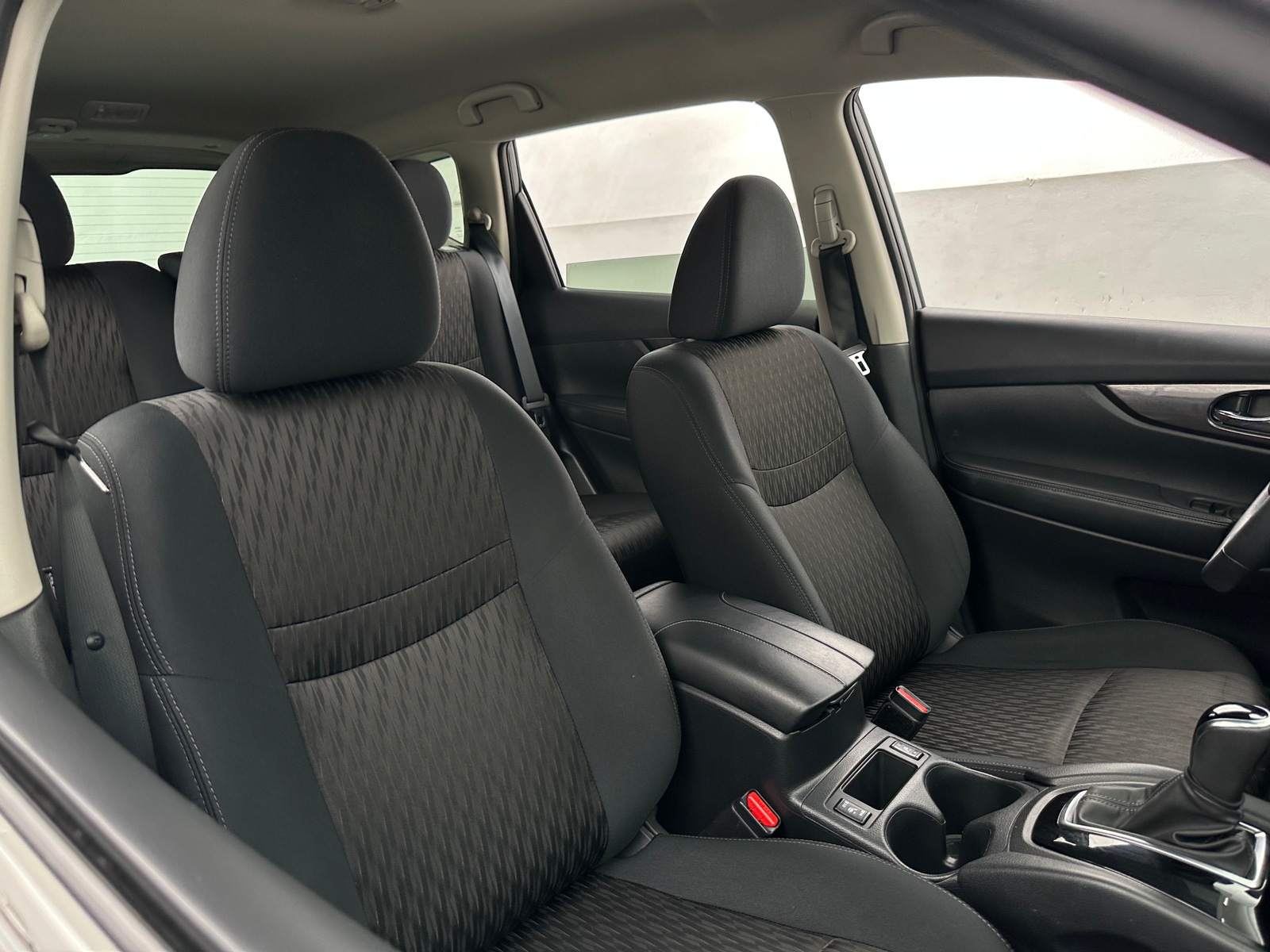 Thumbnail: 2019 Nissan Rogue - 2