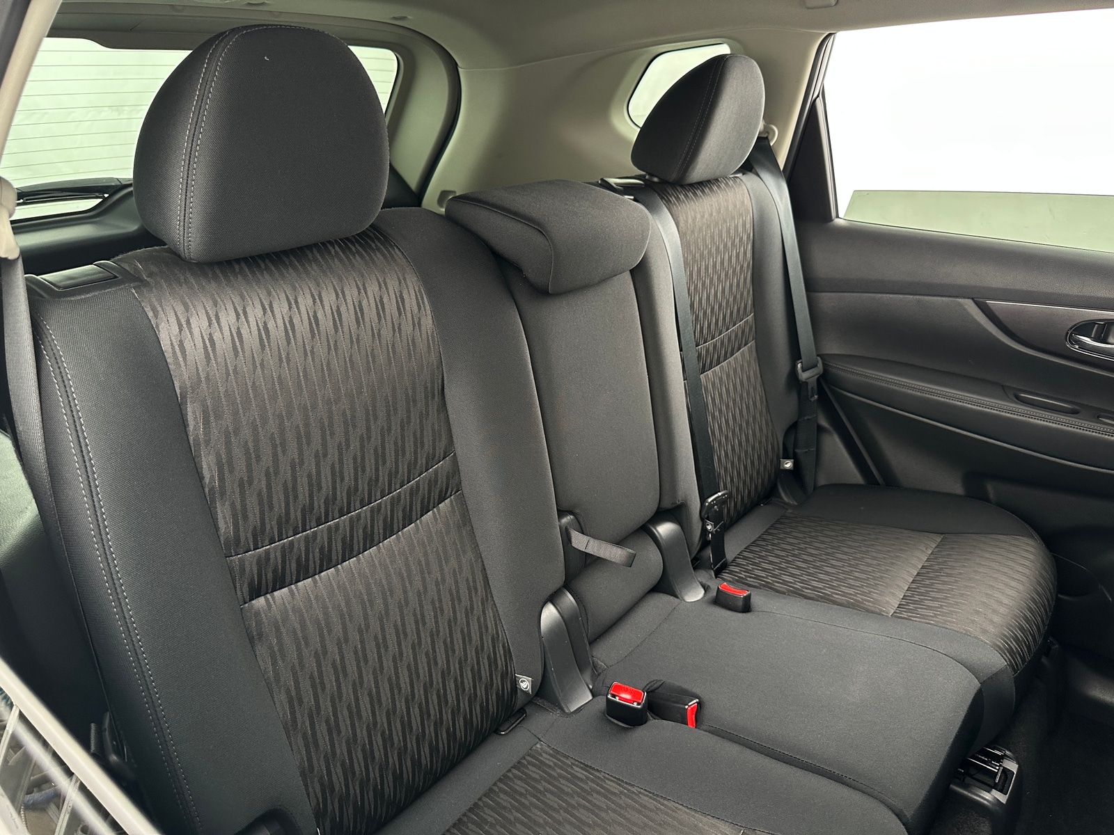 Thumbnail: 2019 Nissan Rogue - 6