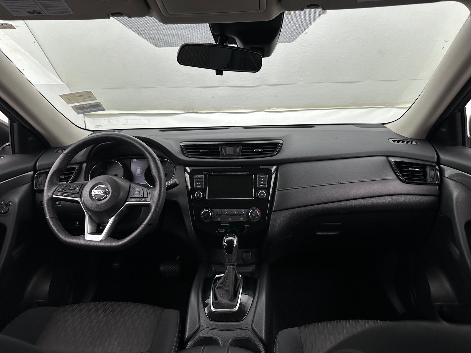 Thumbnail: 2019 Nissan Rogue - 3