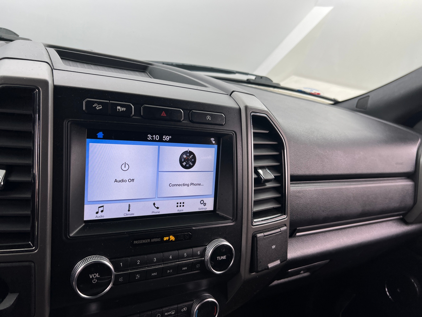 Thumbnail: 2019 Ford Expedition - 4