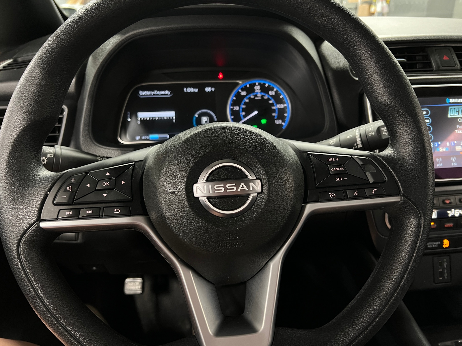 Thumbnail: 2025 Nissan Leaf - 5