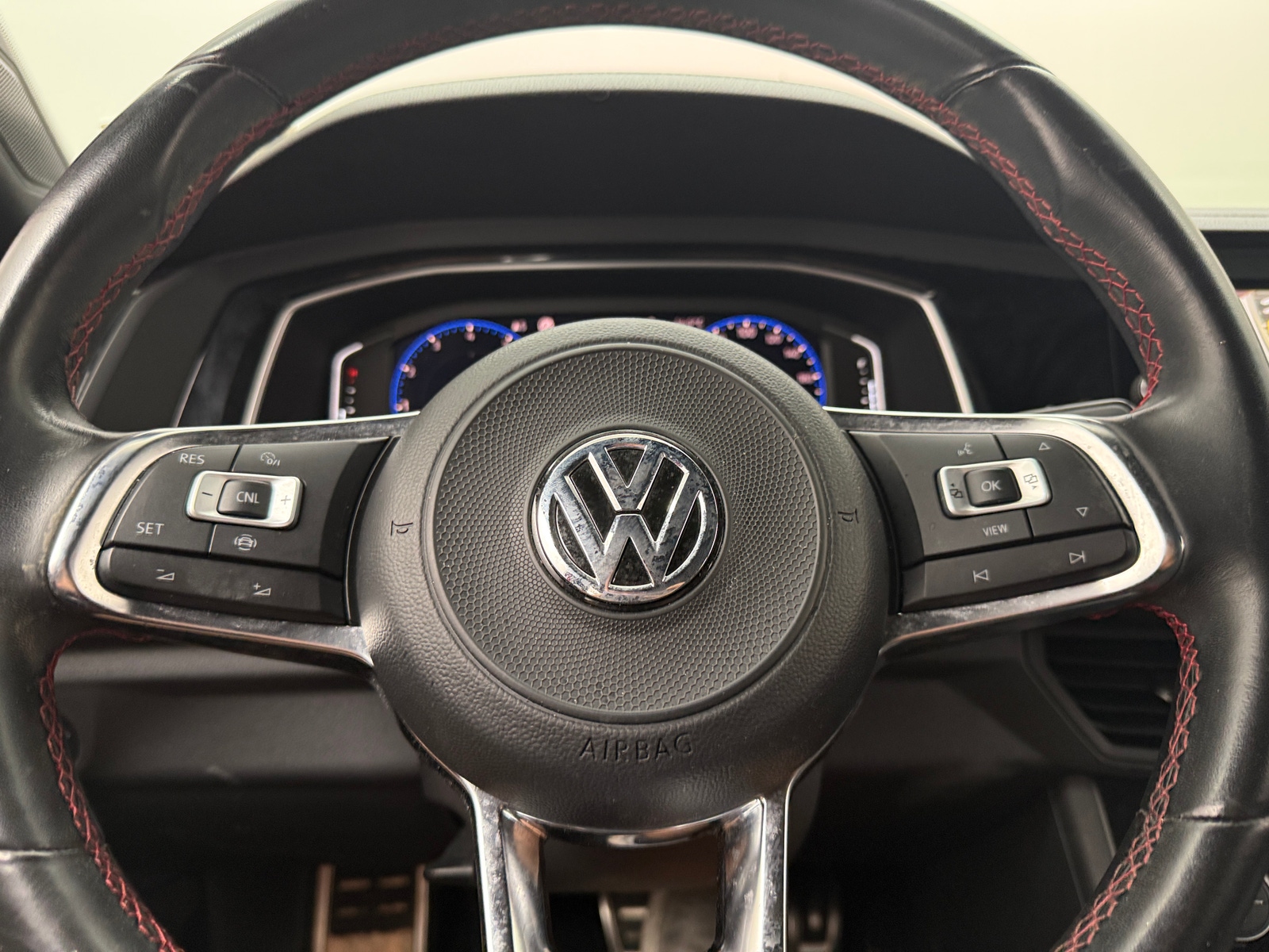 Thumbnail: 2020 Volkswagen Jetta - 4