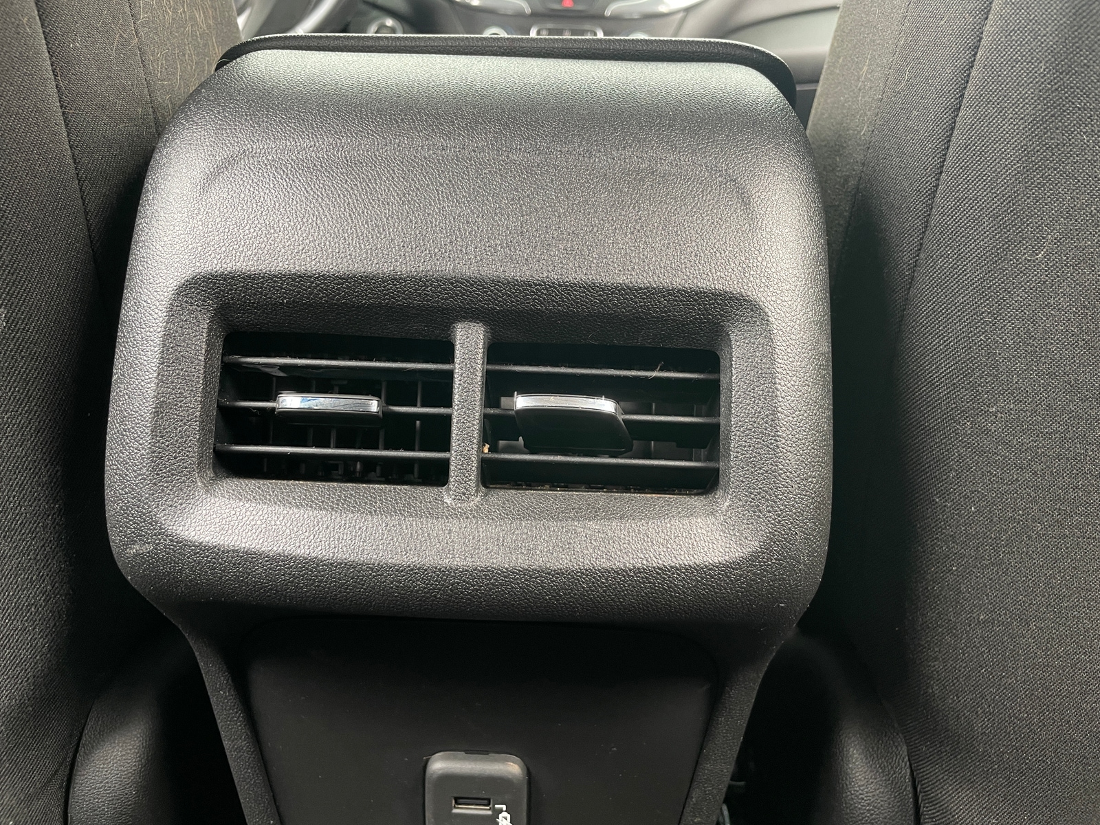 Thumbnail: 2019 Chevrolet Equinox - 6