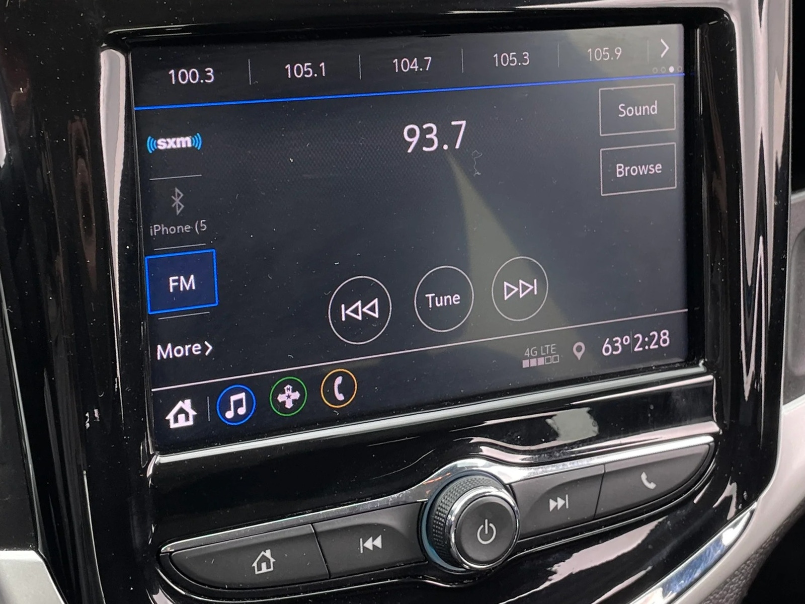 Thumbnail: 2020 Chevrolet Sonic - 4