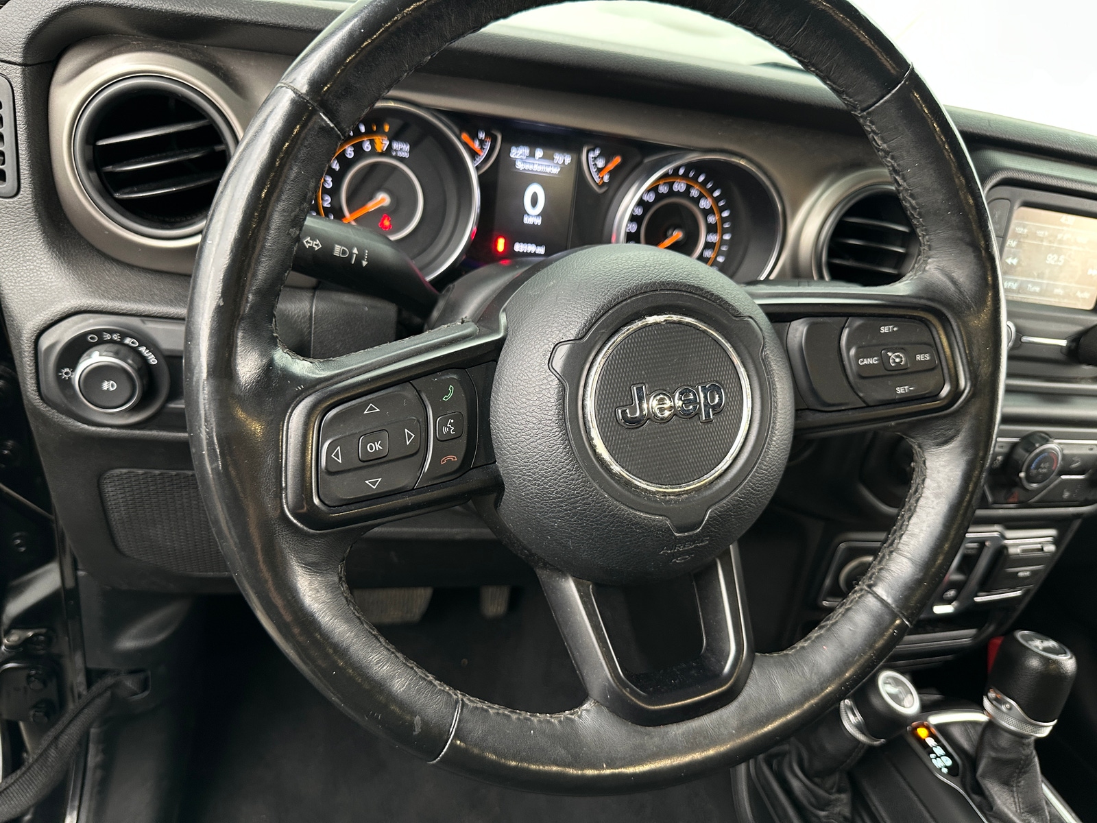 Thumbnail: 2019 Jeep Wrangler - 5