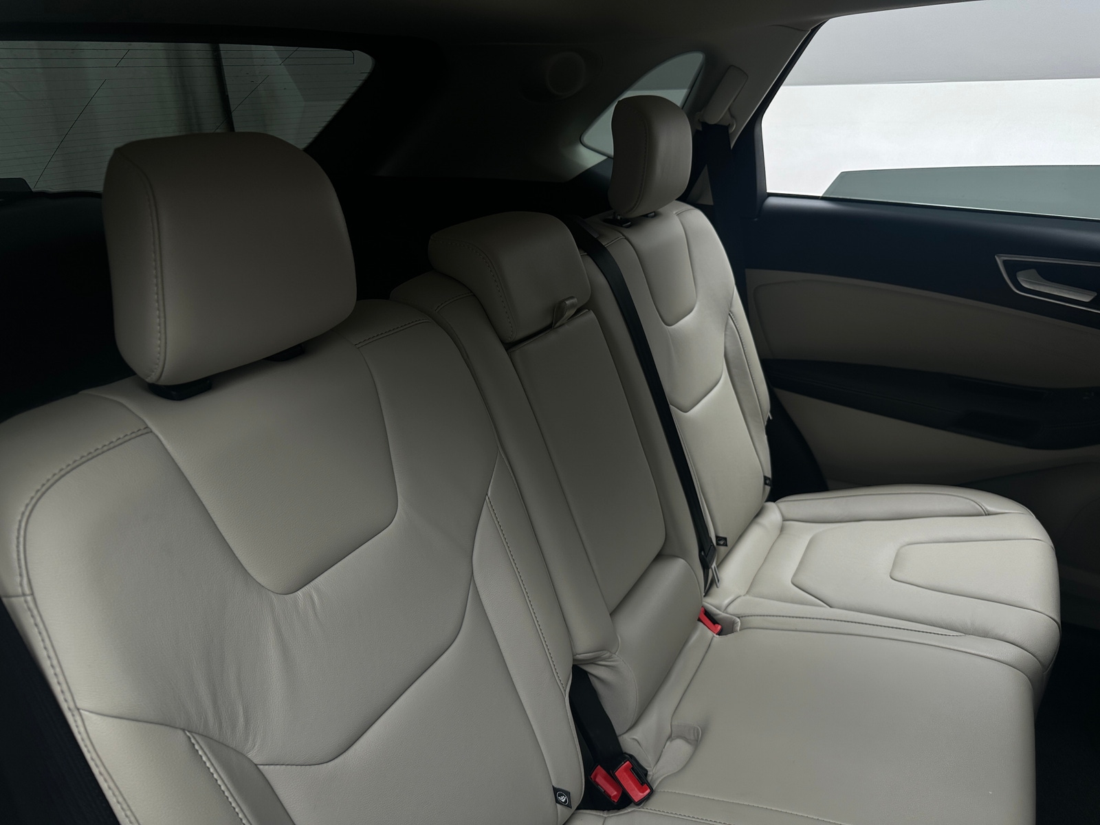 Thumbnail: 2019 Ford Edge - 5