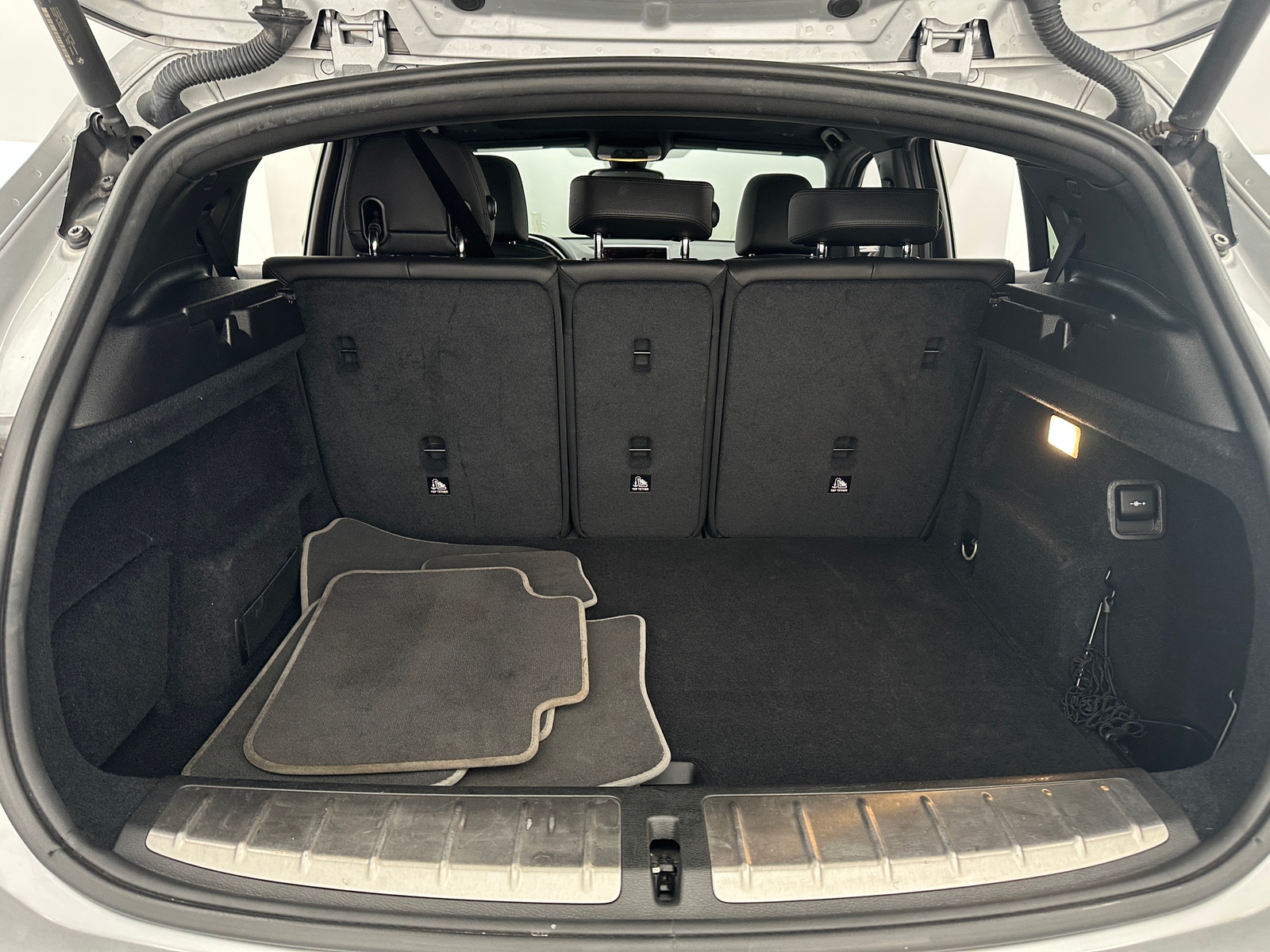 Thumbnail: 2022 BMW X2 - 6