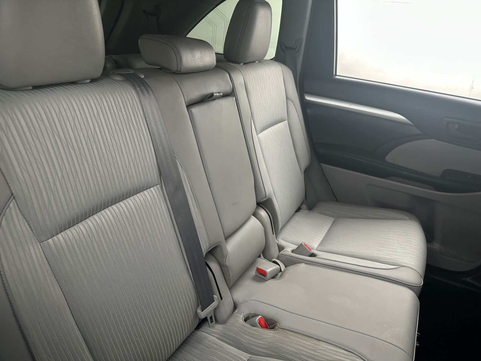 Thumbnail: 2017 Toyota Highlander - 6