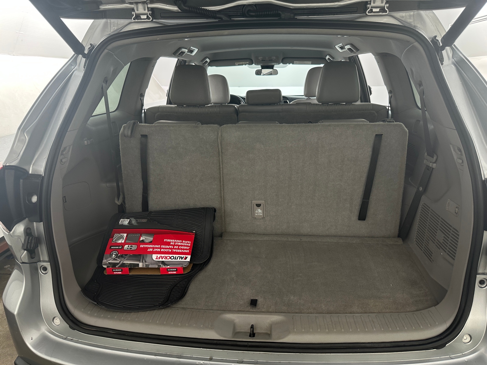 Thumbnail: 2017 Toyota Highlander - 7