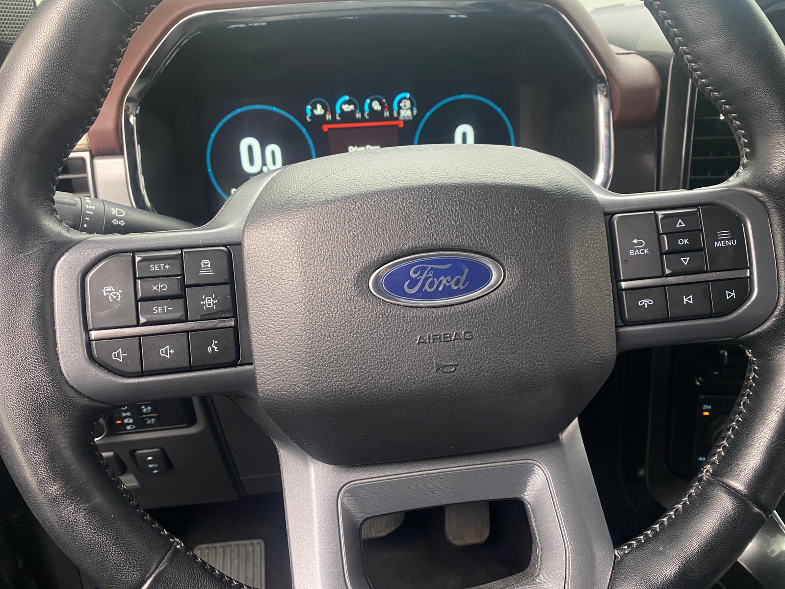 Thumbnail: 2023 Ford Econoline - 4