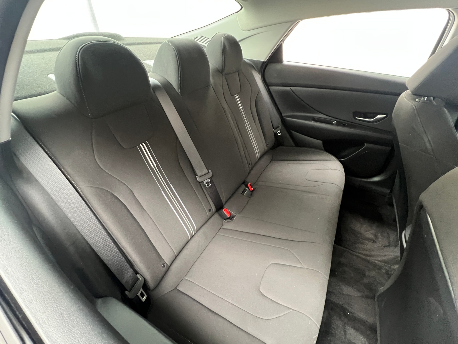 Thumbnail: 2023 Hyundai Elantra - 6