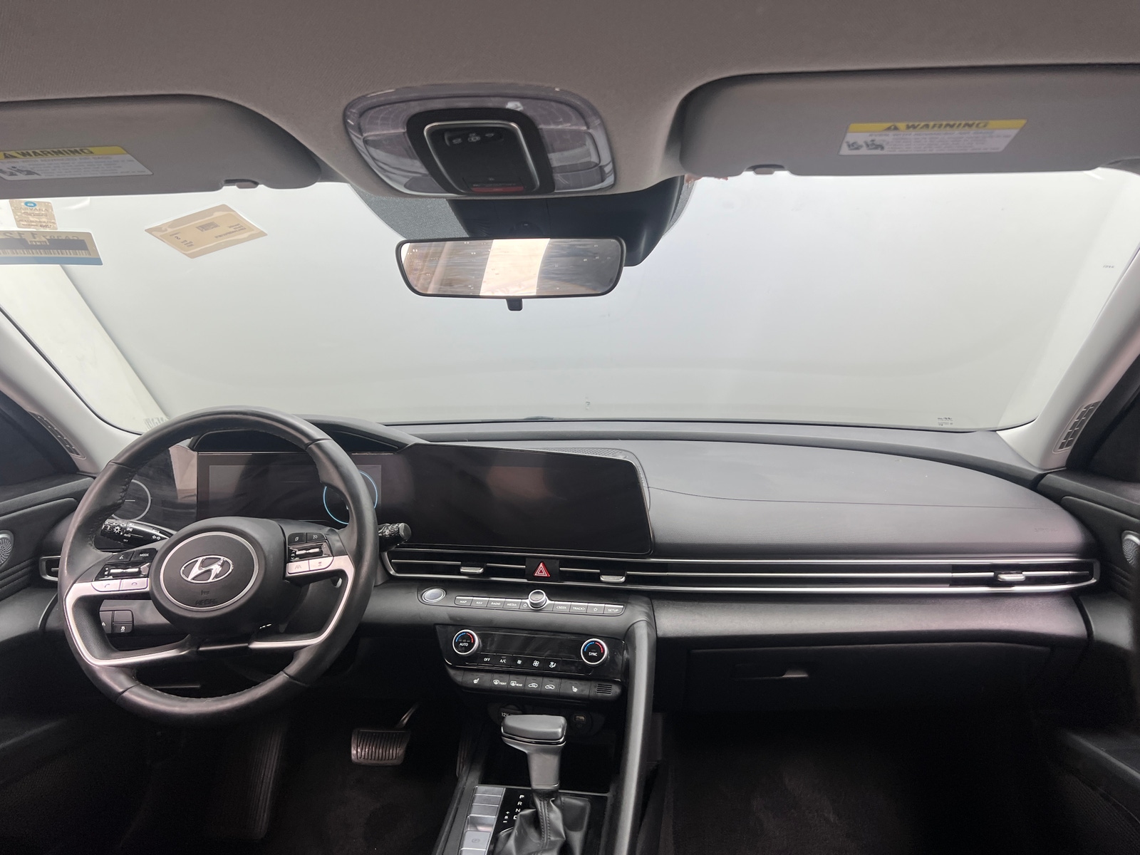 Thumbnail: 2023 Hyundai Elantra - 3