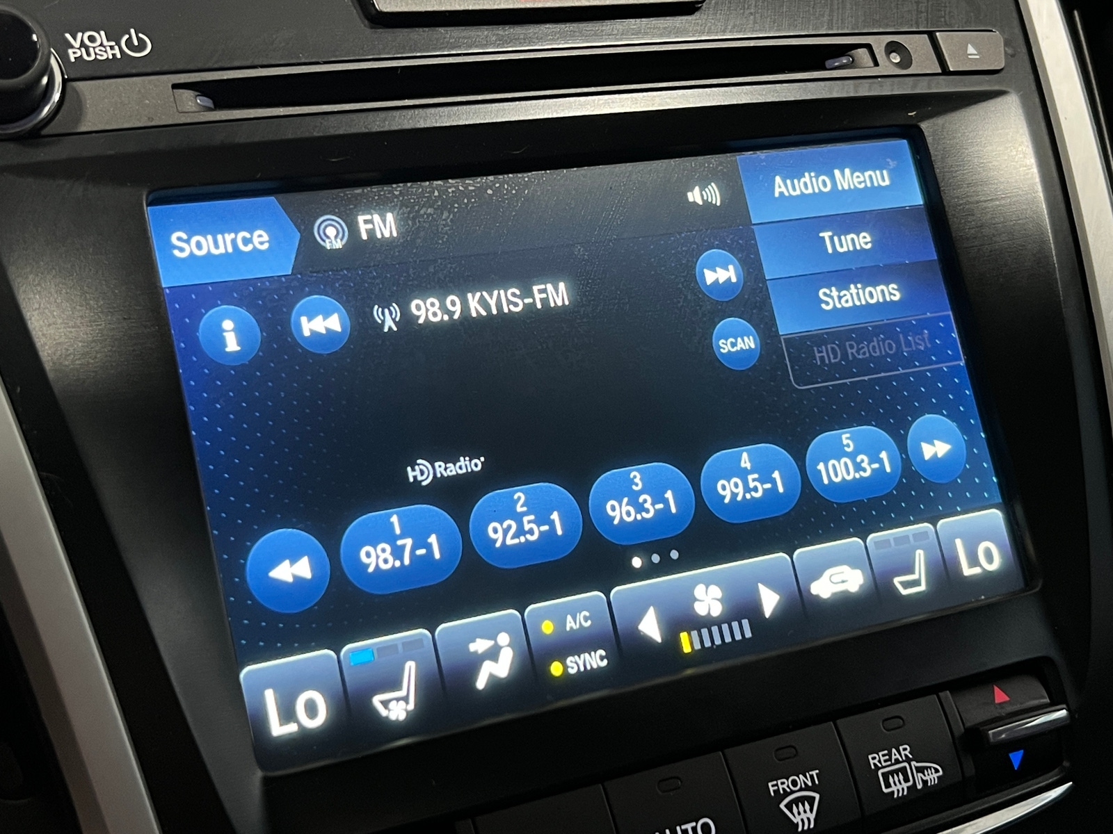 Thumbnail: 2019 Acura TLX - 3