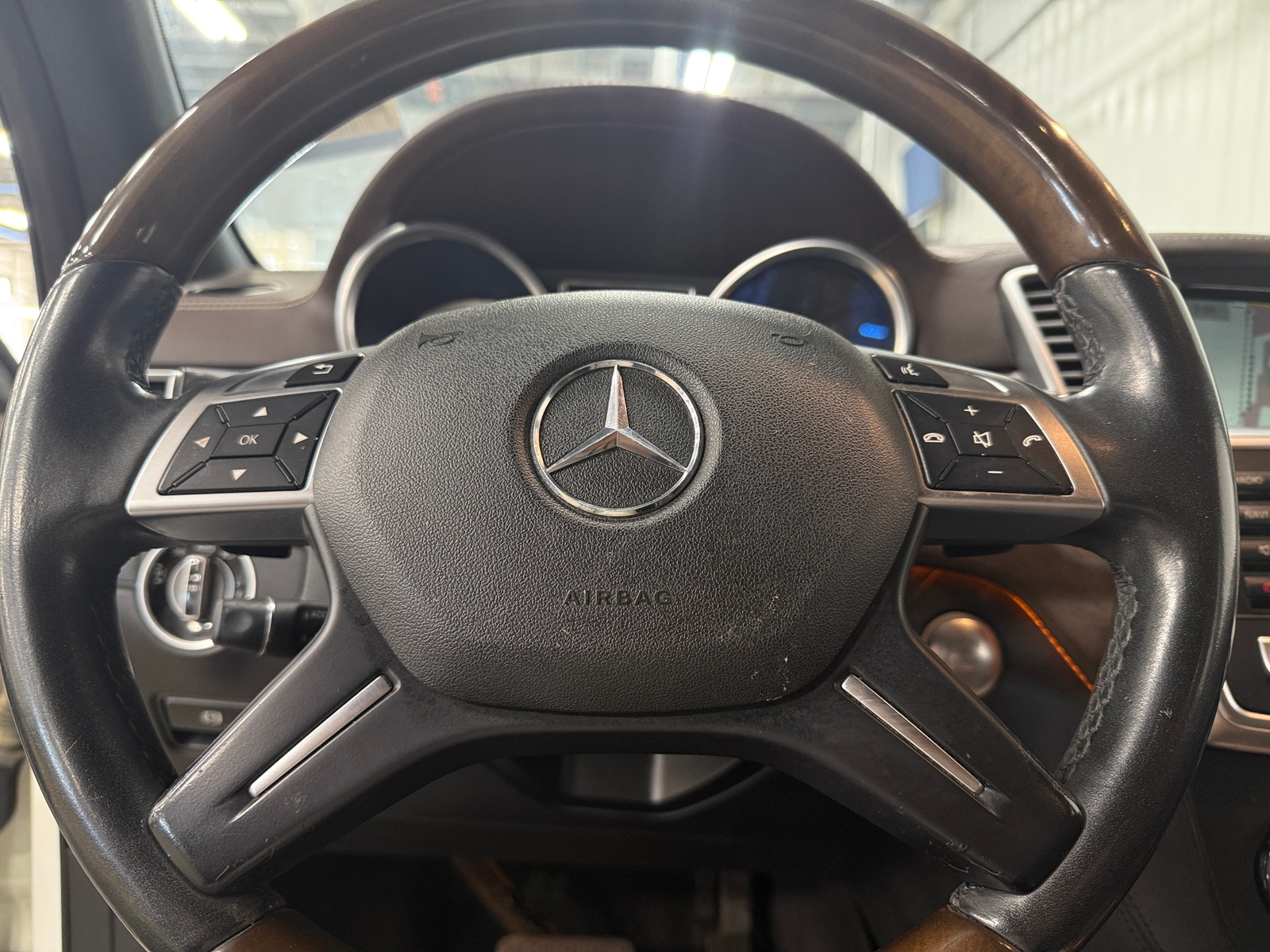 Thumbnail: 2015 Mercedes-Benz GL-Class - 4