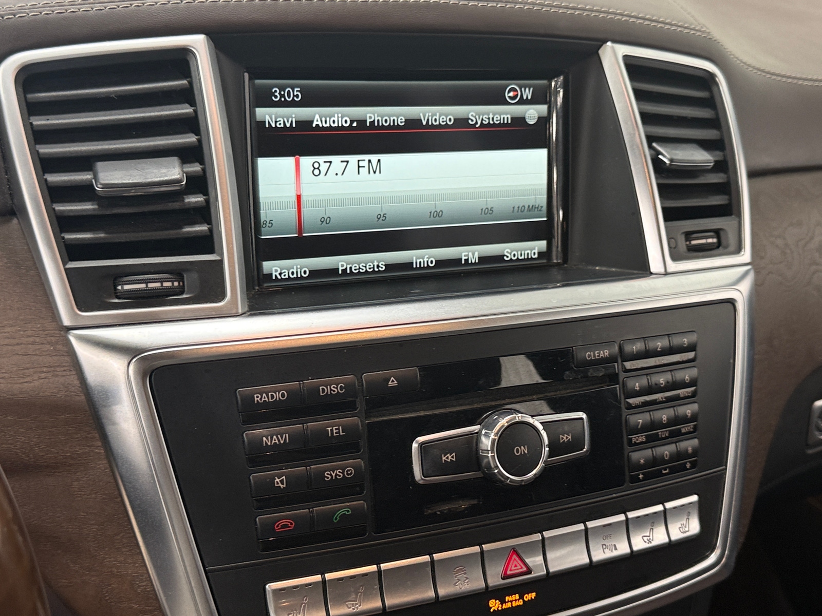 Thumbnail: 2015 Mercedes-Benz GL-Class - 3