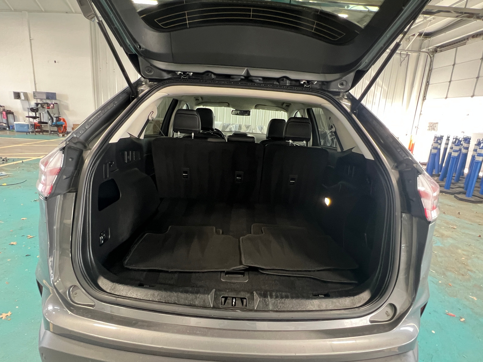 Thumbnail: 2024 Ford Edge - 6