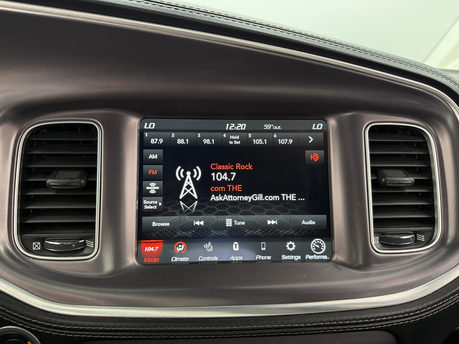 Thumbnail: 2020 Dodge Charger - 4