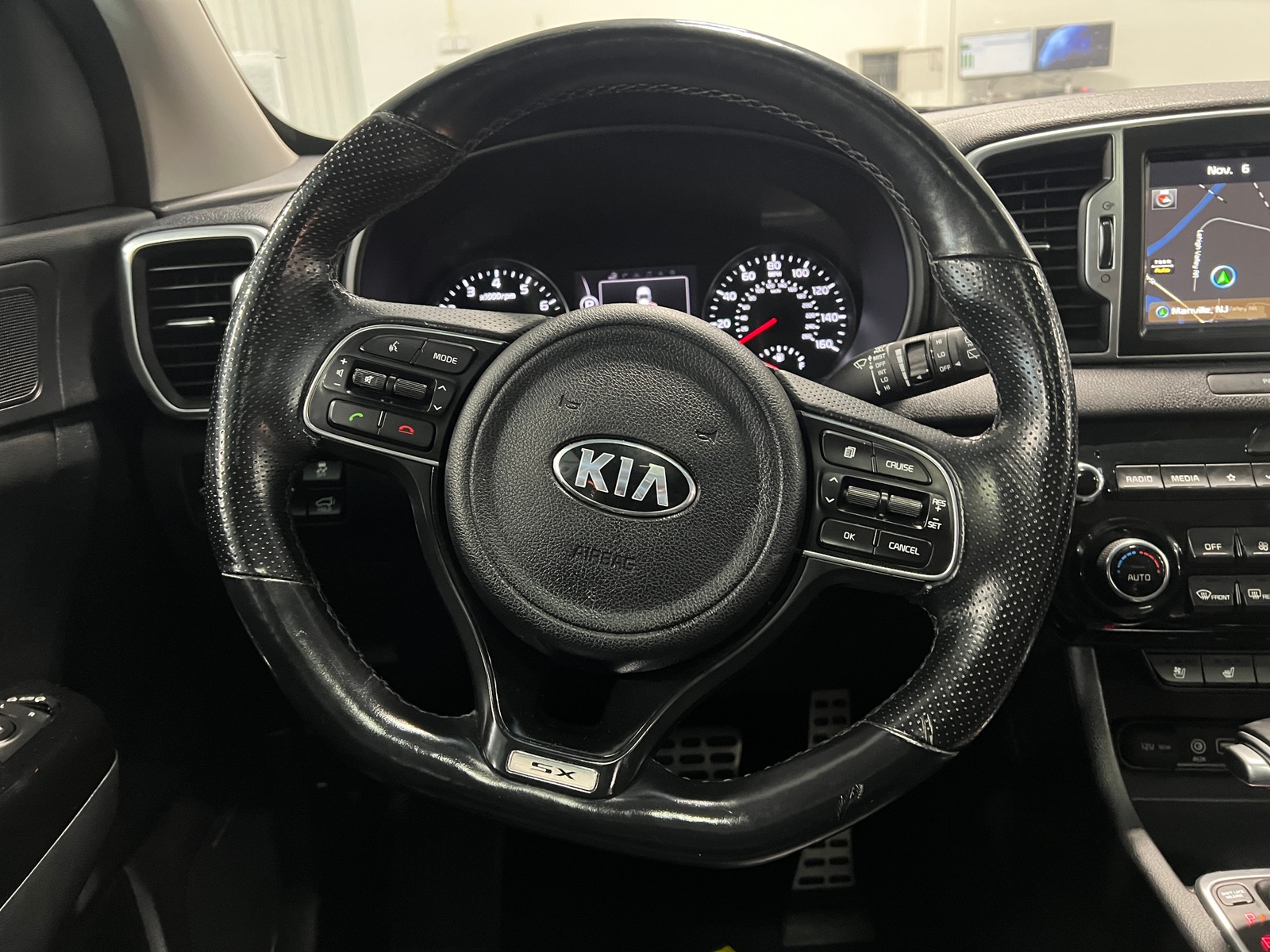 Thumbnail: 2019 Kia Sportage - 4
