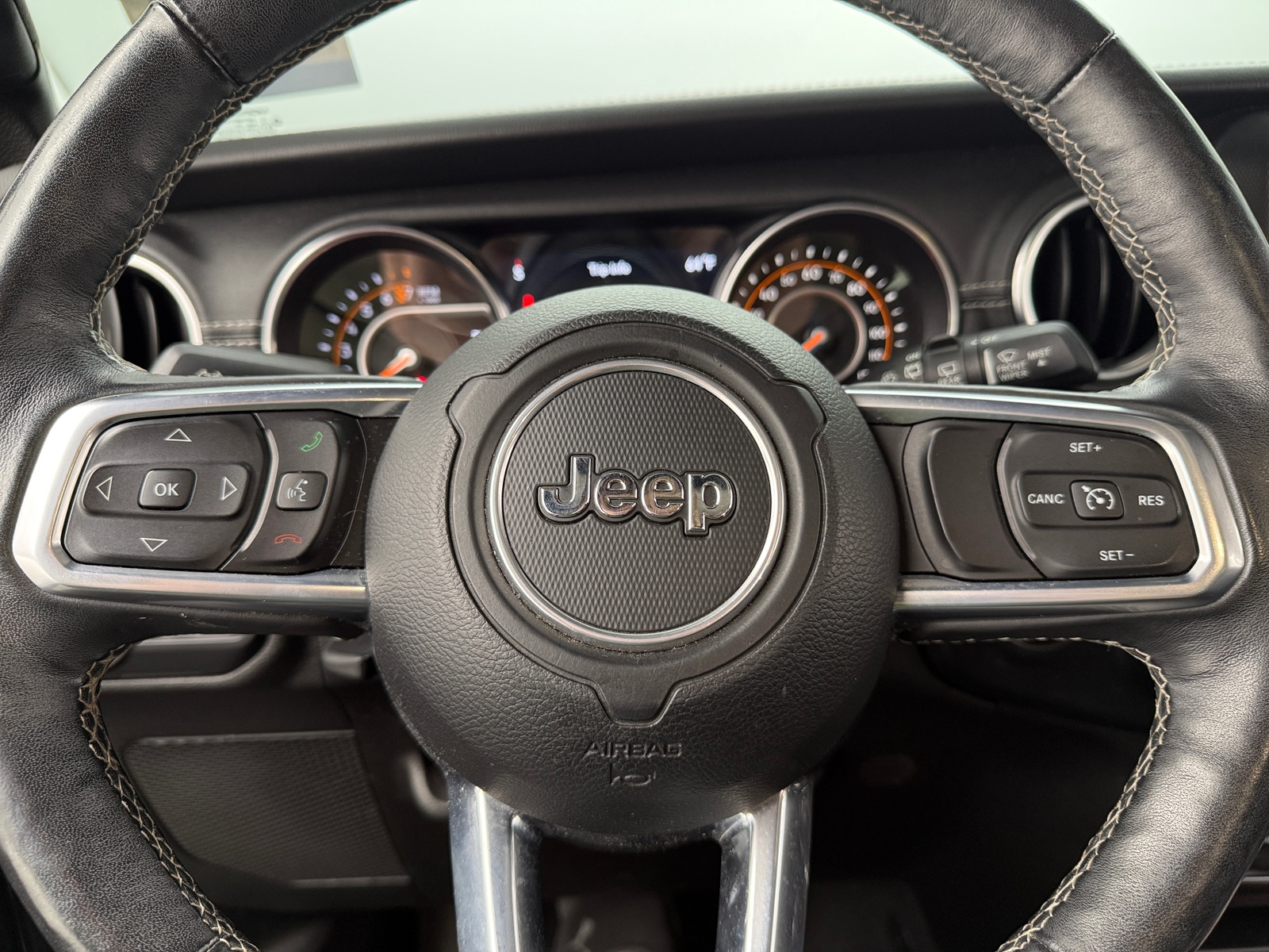 Thumbnail: 2019 Jeep Wrangler - 4