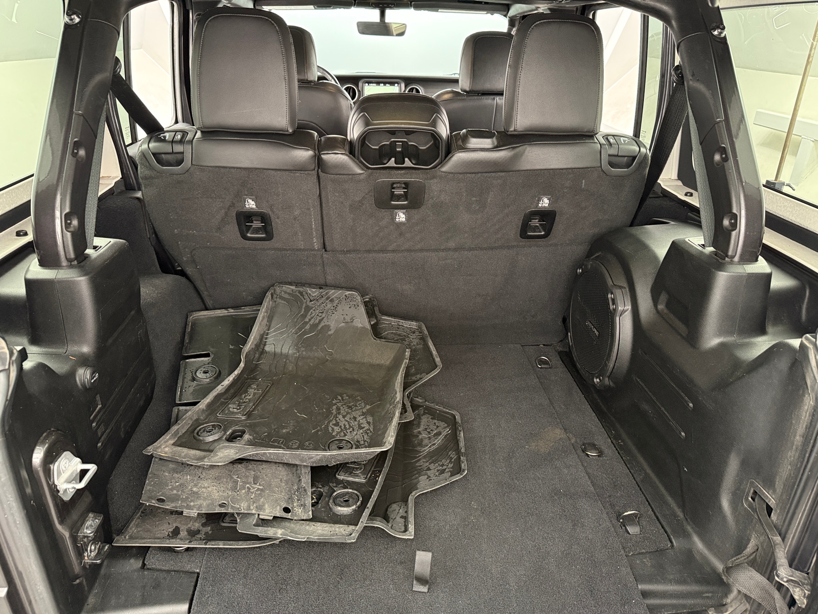 Thumbnail: 2019 Jeep Wrangler - 6