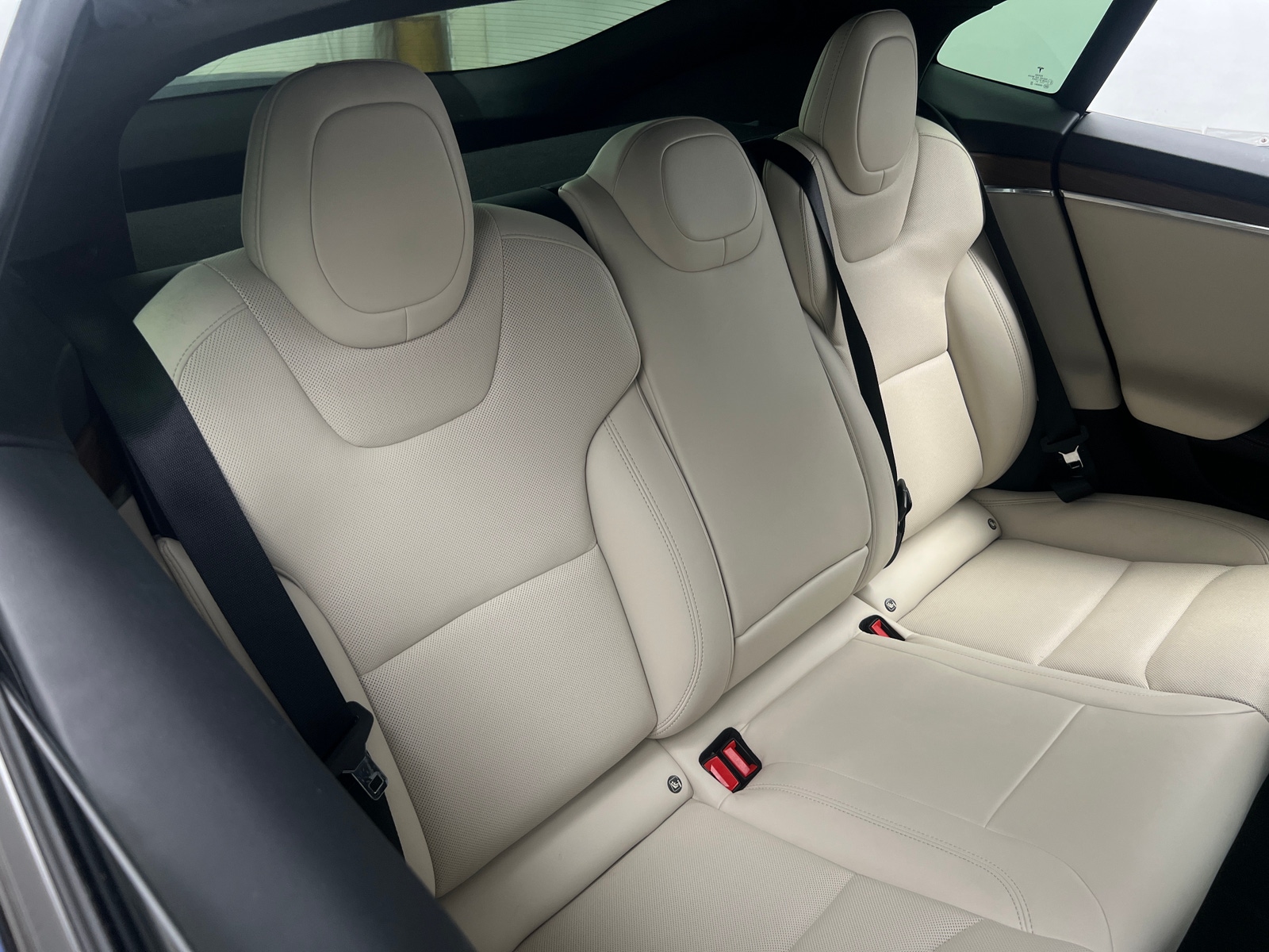 Thumbnail: 2022 Tesla Model S - 5