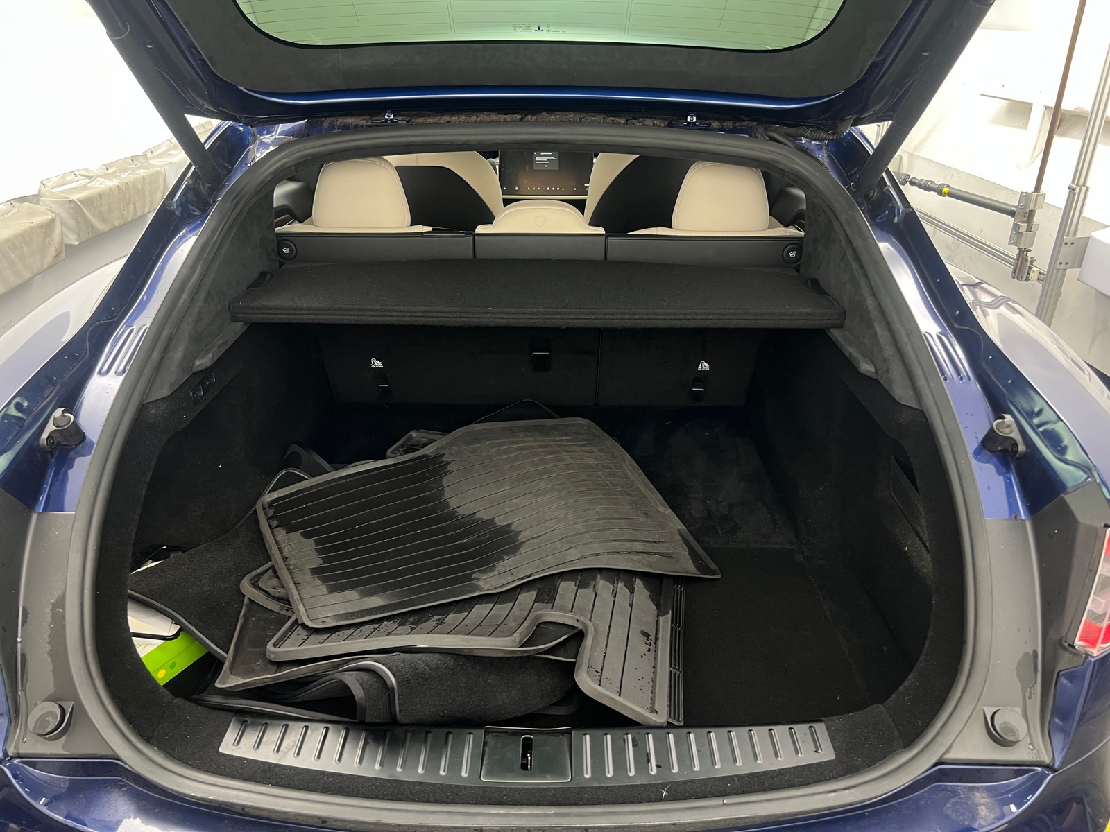 Thumbnail: 2022 Tesla Model S - 6