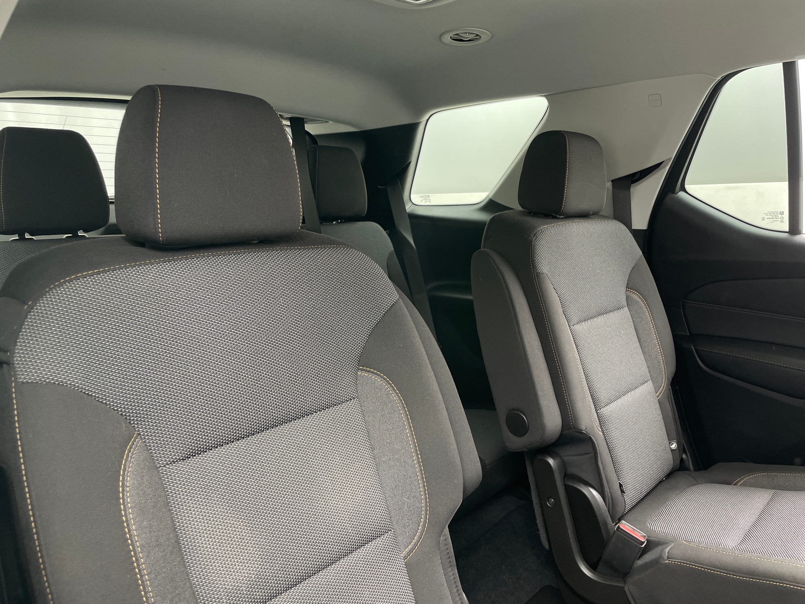 Thumbnail: 2021 Chevrolet Traverse - 6